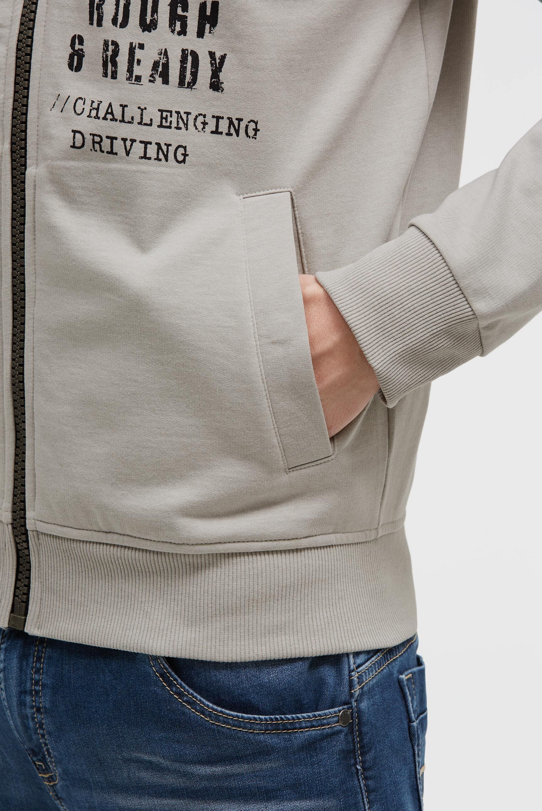 Bluza rozpinana z markowymi nadrukami