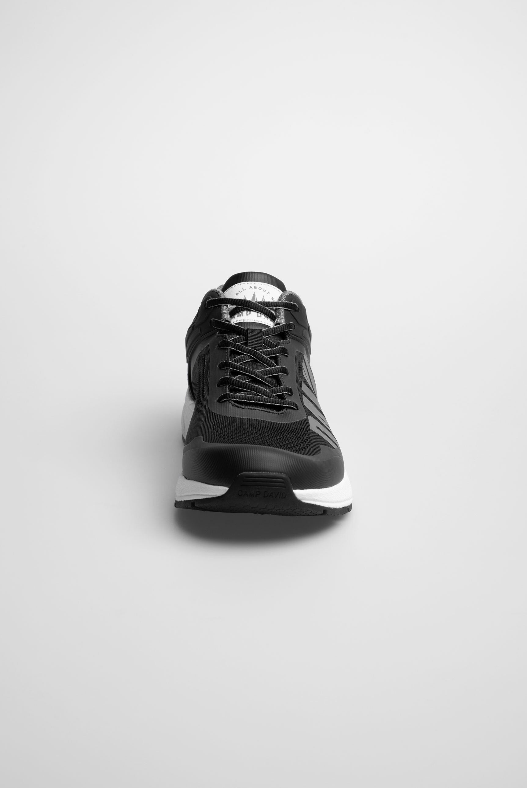 Sneakersy z żakardowej dzianiny z gumowym logo - 3