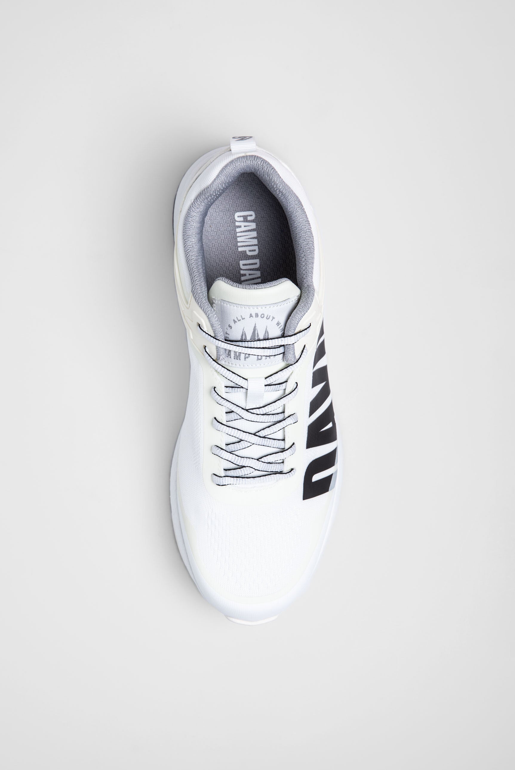 Sneaker im Jacquard-Strick mit Rubber Logo - 6