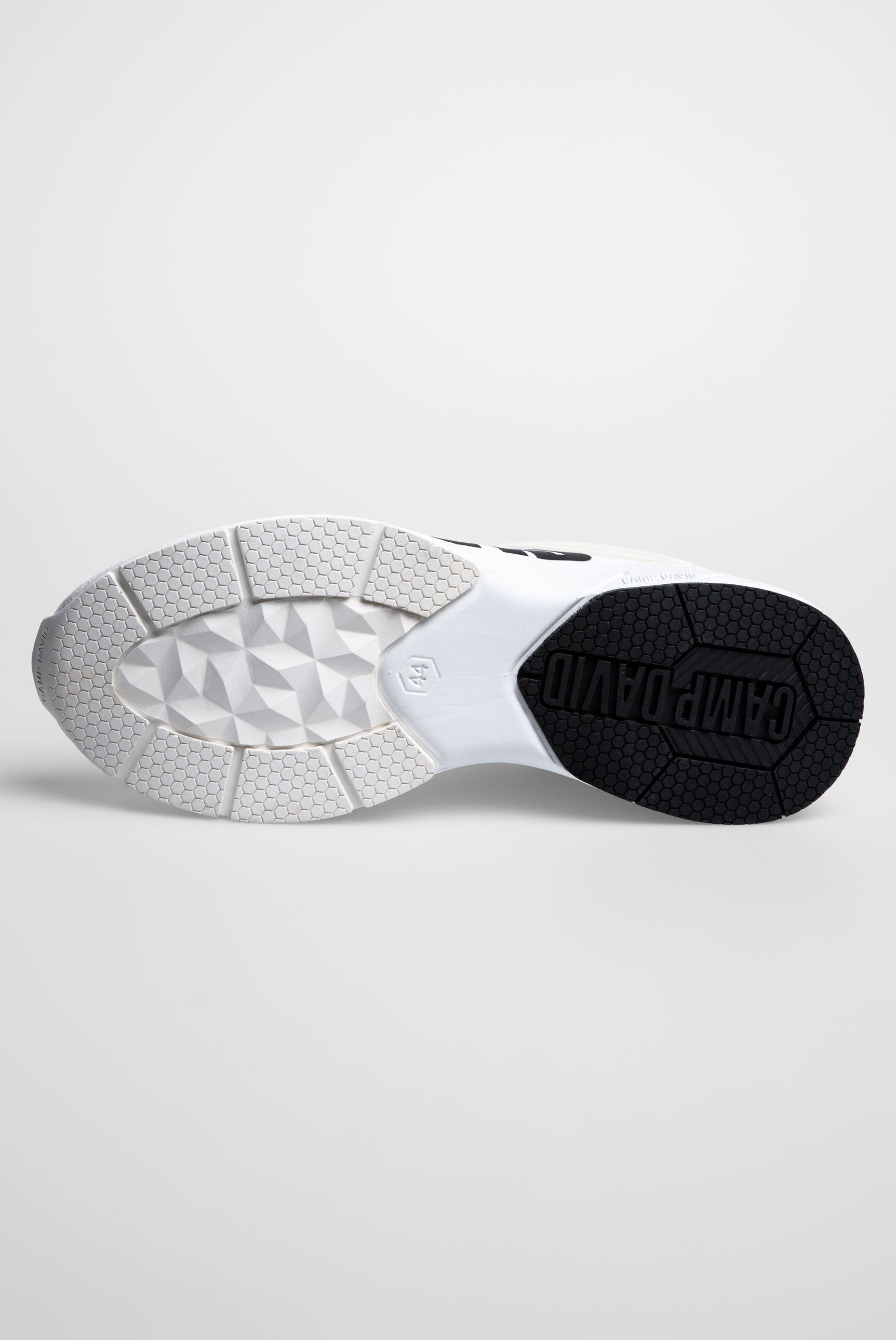Sneaker im Jacquard-Strick mit Rubber Logo - 8