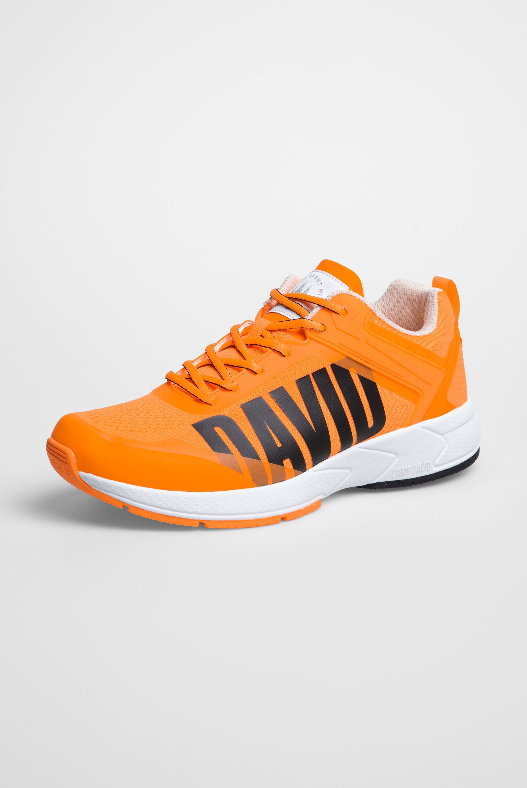 Sneaker im Jacquard-Strick mit Rubber Logo - 5