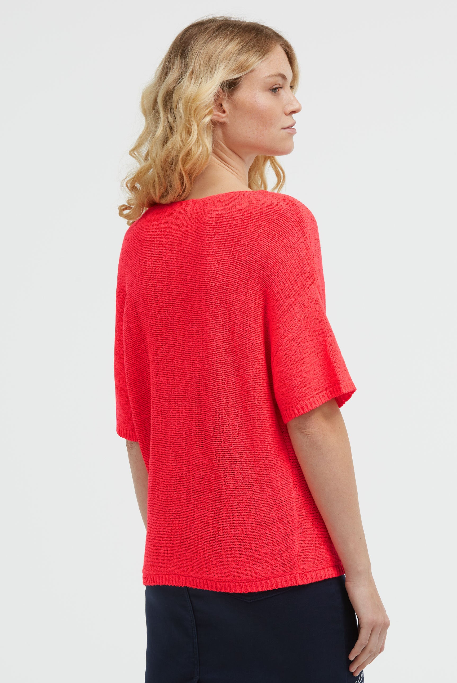 Sweter z krótkim rękawem z przędzy taśmowej