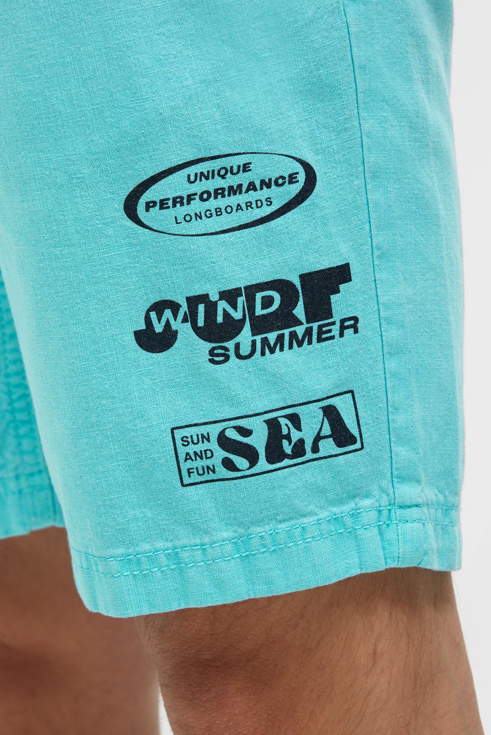 Shorts aus Leinen-Mix mit Label Print