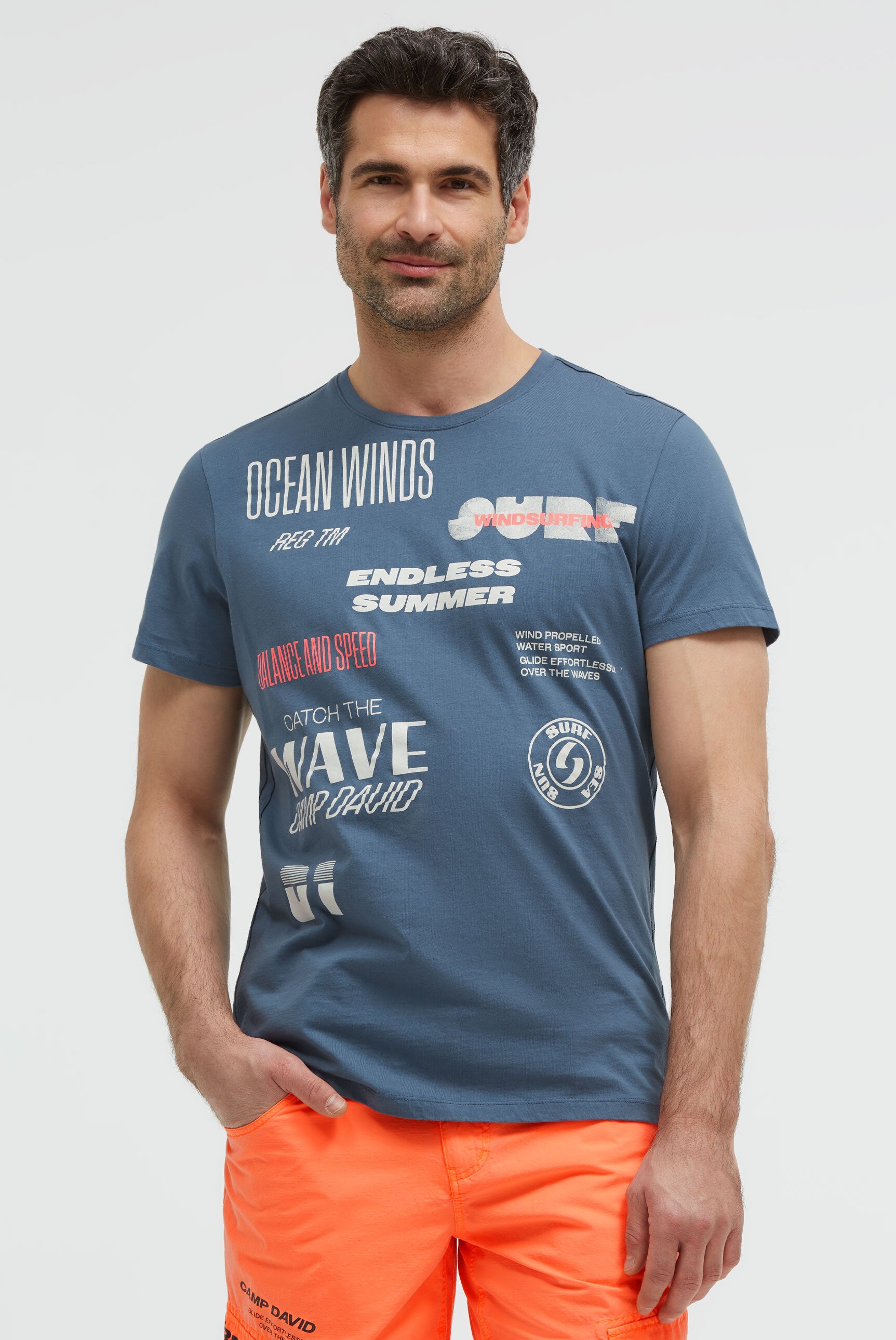 T-shirt z okrągłym dekoltem i grafiką - 2