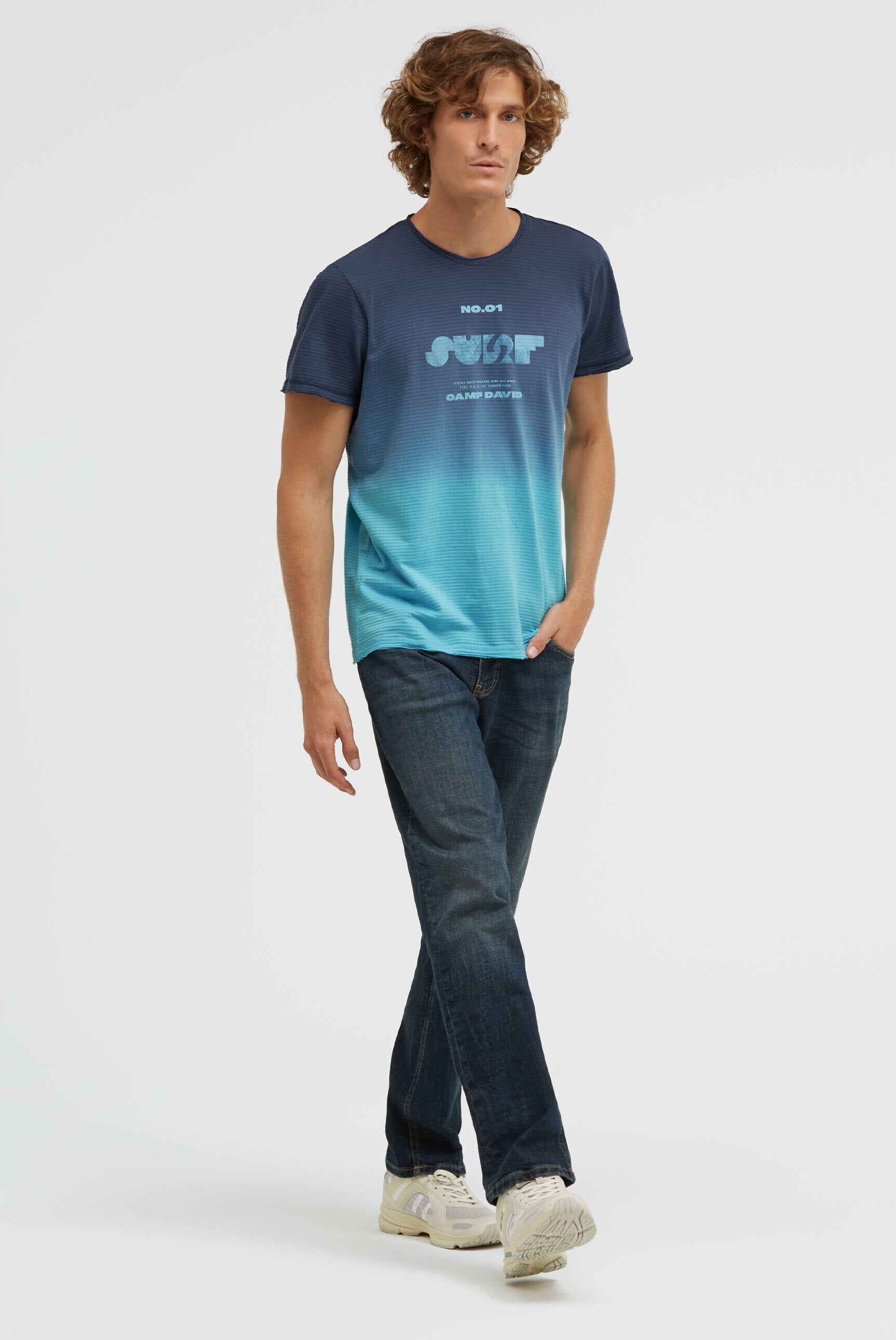 T-Shirt mit Strukturstreifen und Rücken-Artwork