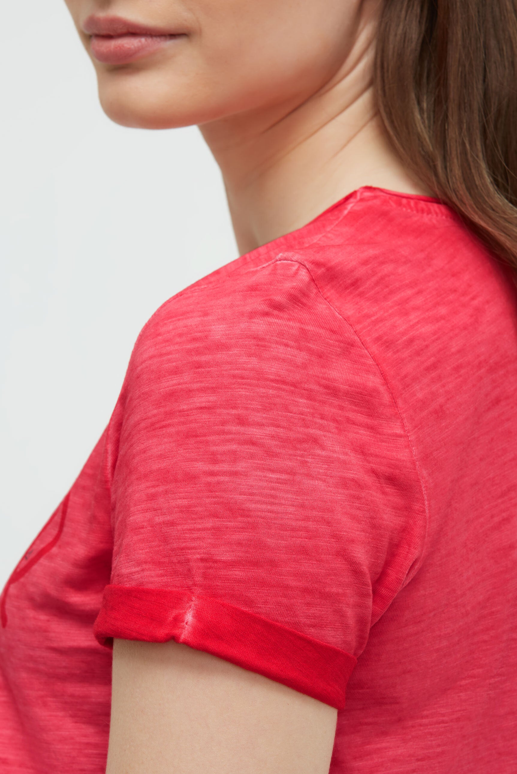 Postarzany T-shirt z okrągłym dekoltem i grafką - 6