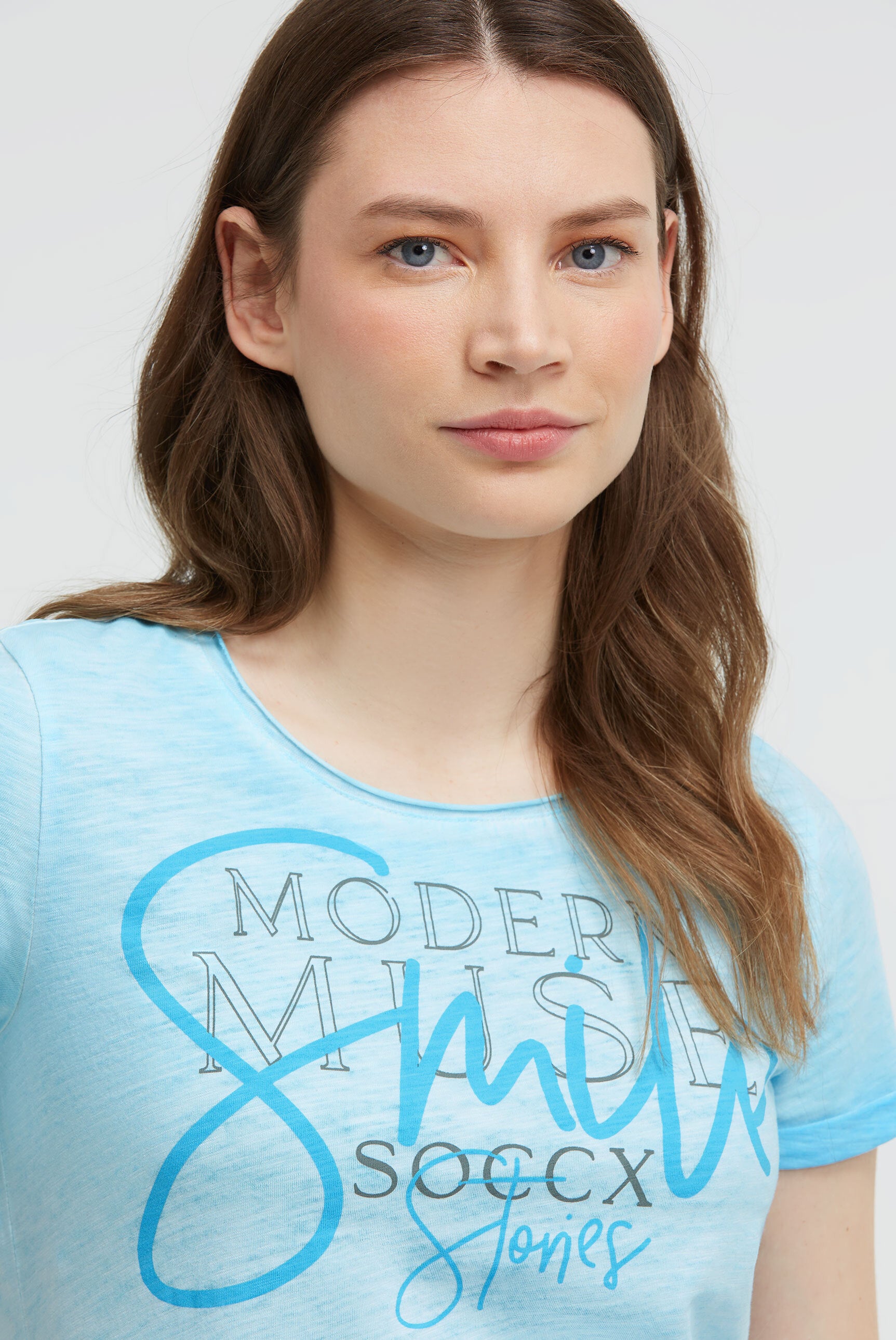 Postarzany T-shirt z okrągłym dekoltem i grafką - 4
