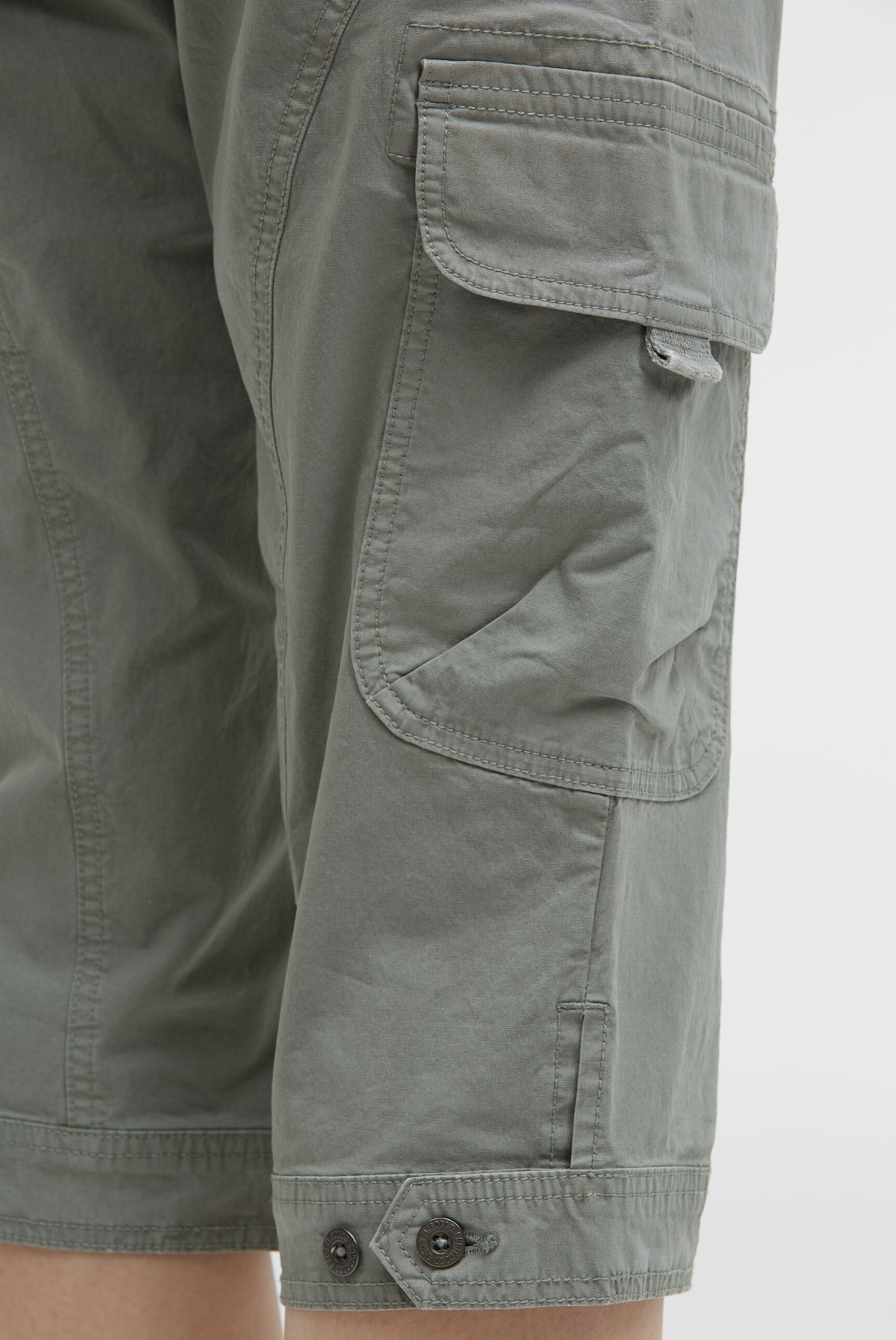 Basic Skaterhose mit Beintaschen faded olive