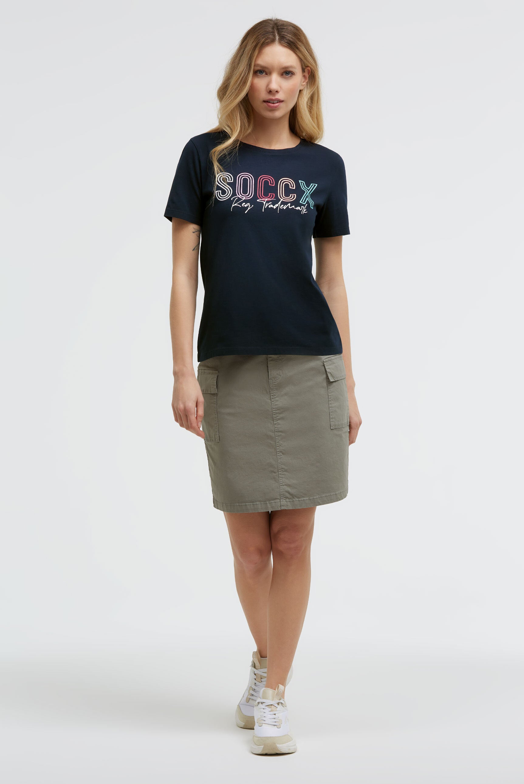 T-shirt basic z logo i okrągłym dekoltem - 3