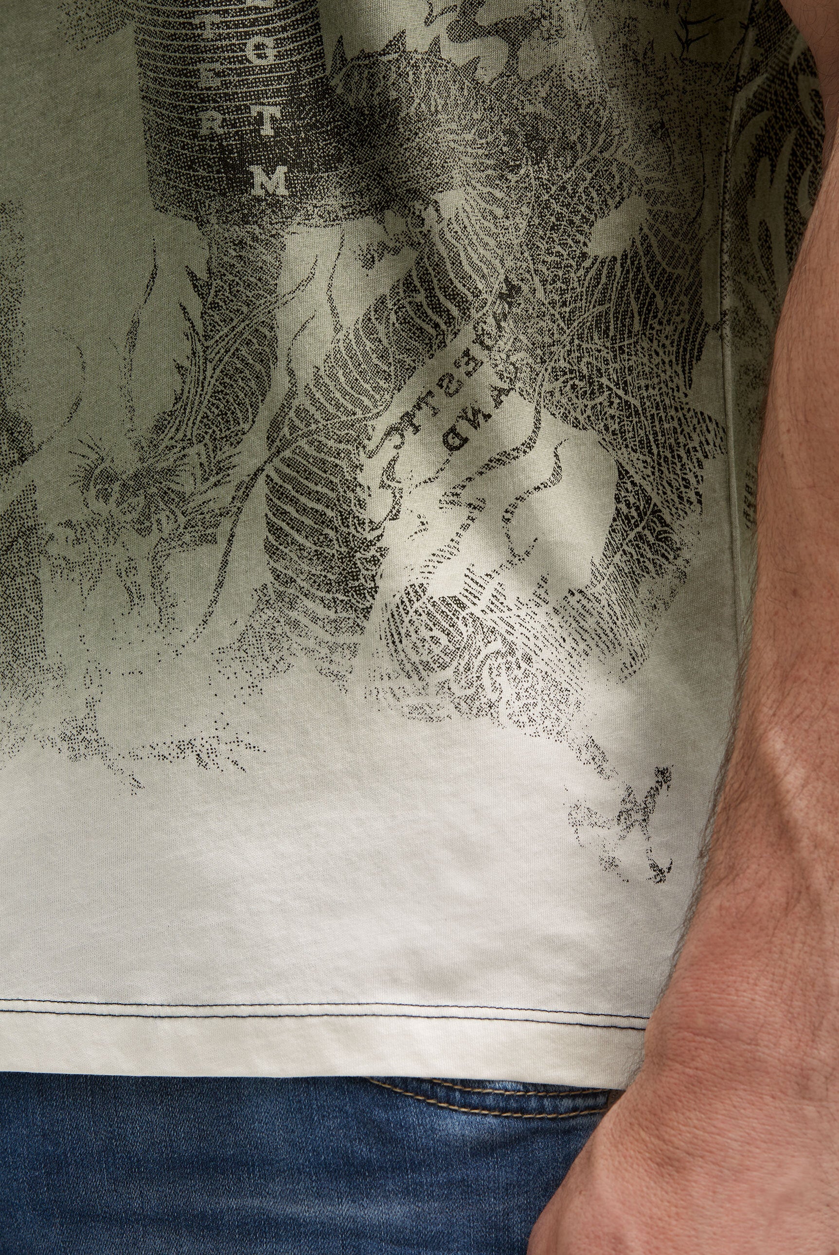 T-Shirt mit All Over Print und Spray-Wash-Effekt green olive