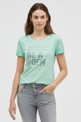 T-shirt barwiony olejem z napisem z dżetów
