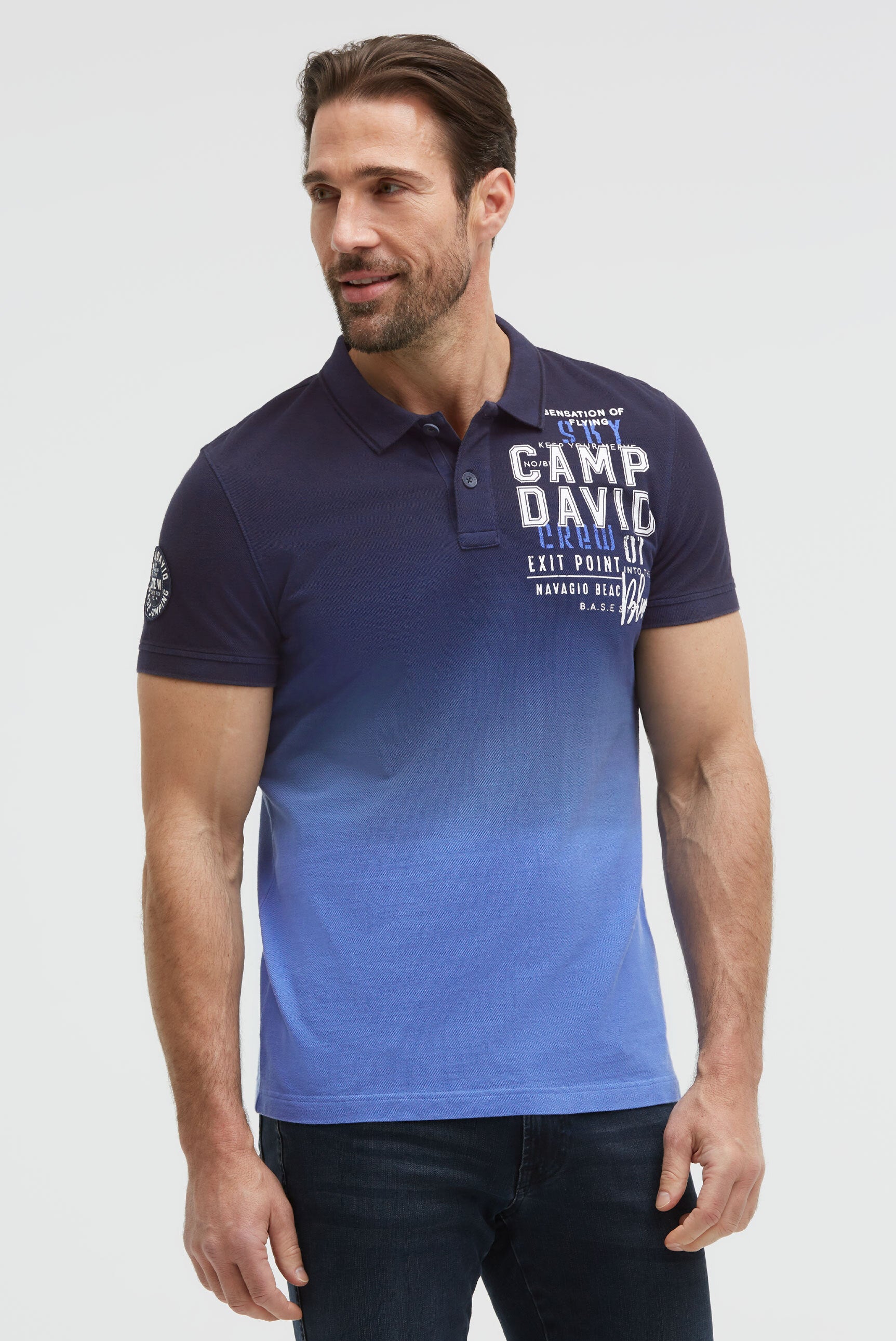 Koszulka polo z pikowanego materiału w stylu „dip dye” z nadrukami z logo