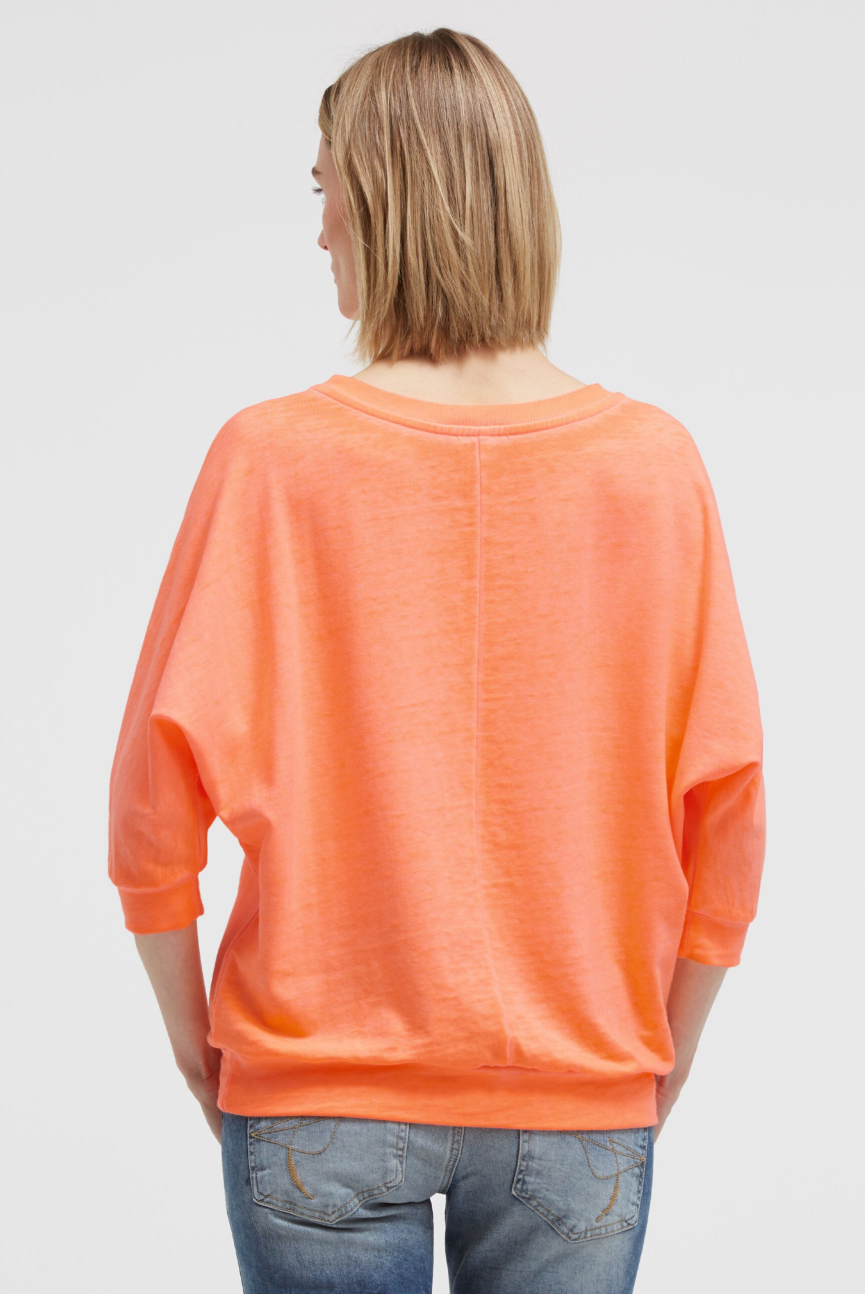 Bluza basic ze skróconymi rękawami i grafiką - 5