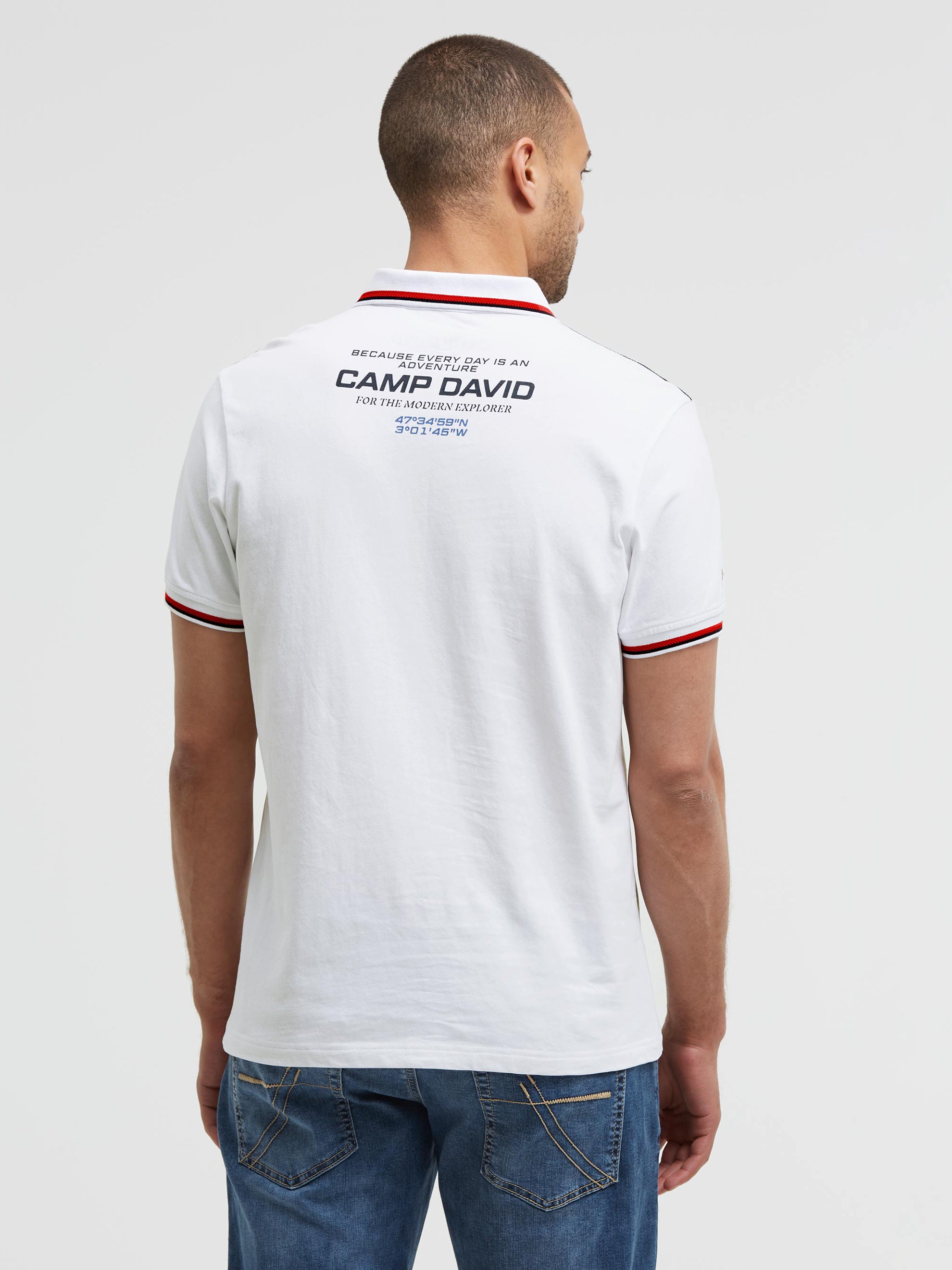 Polo mit Artworks und Special Details opticwhite