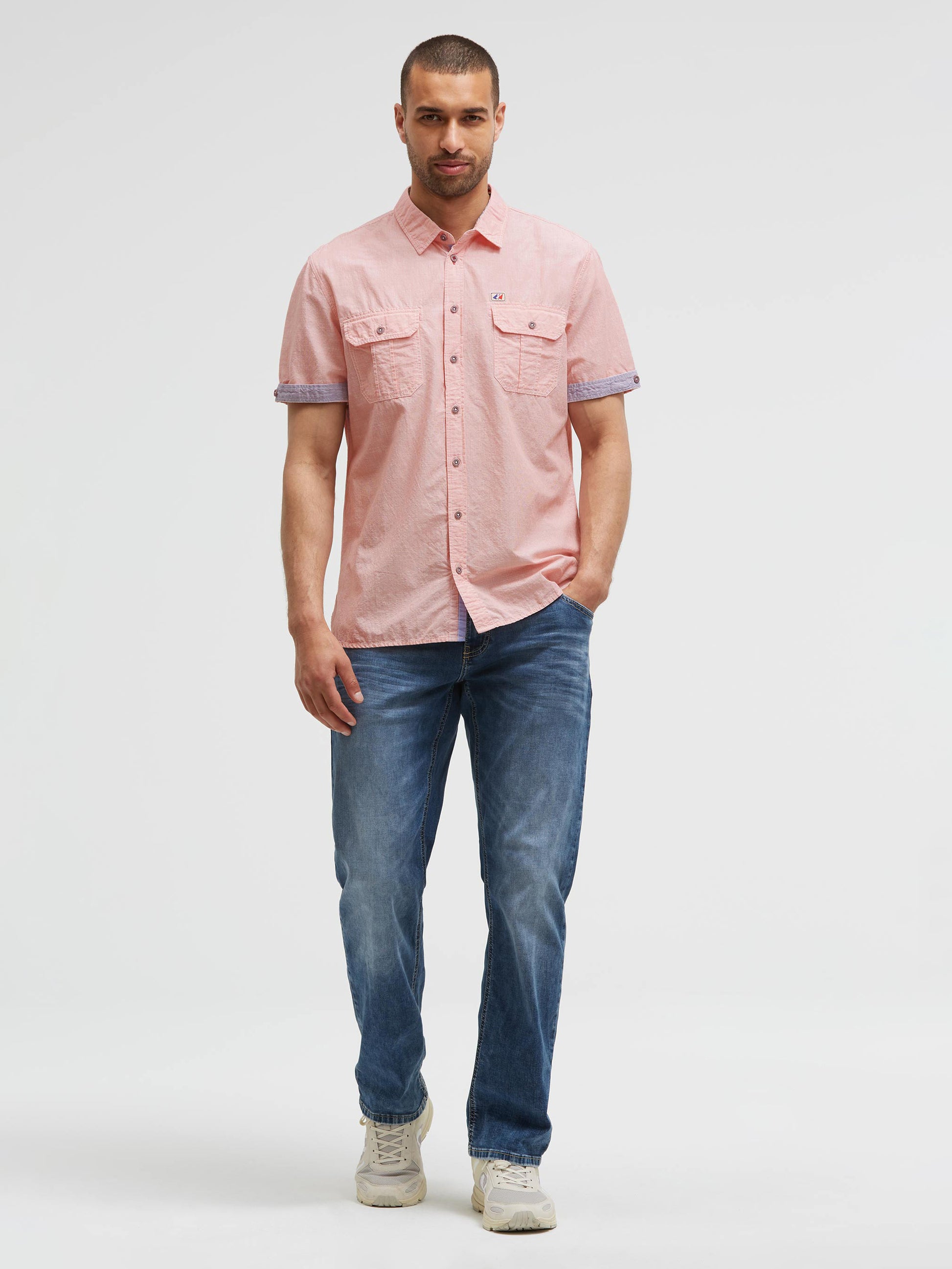 Fein gestreiftes Kurzarmhemd mit Klappentaschen blaze coral - 4