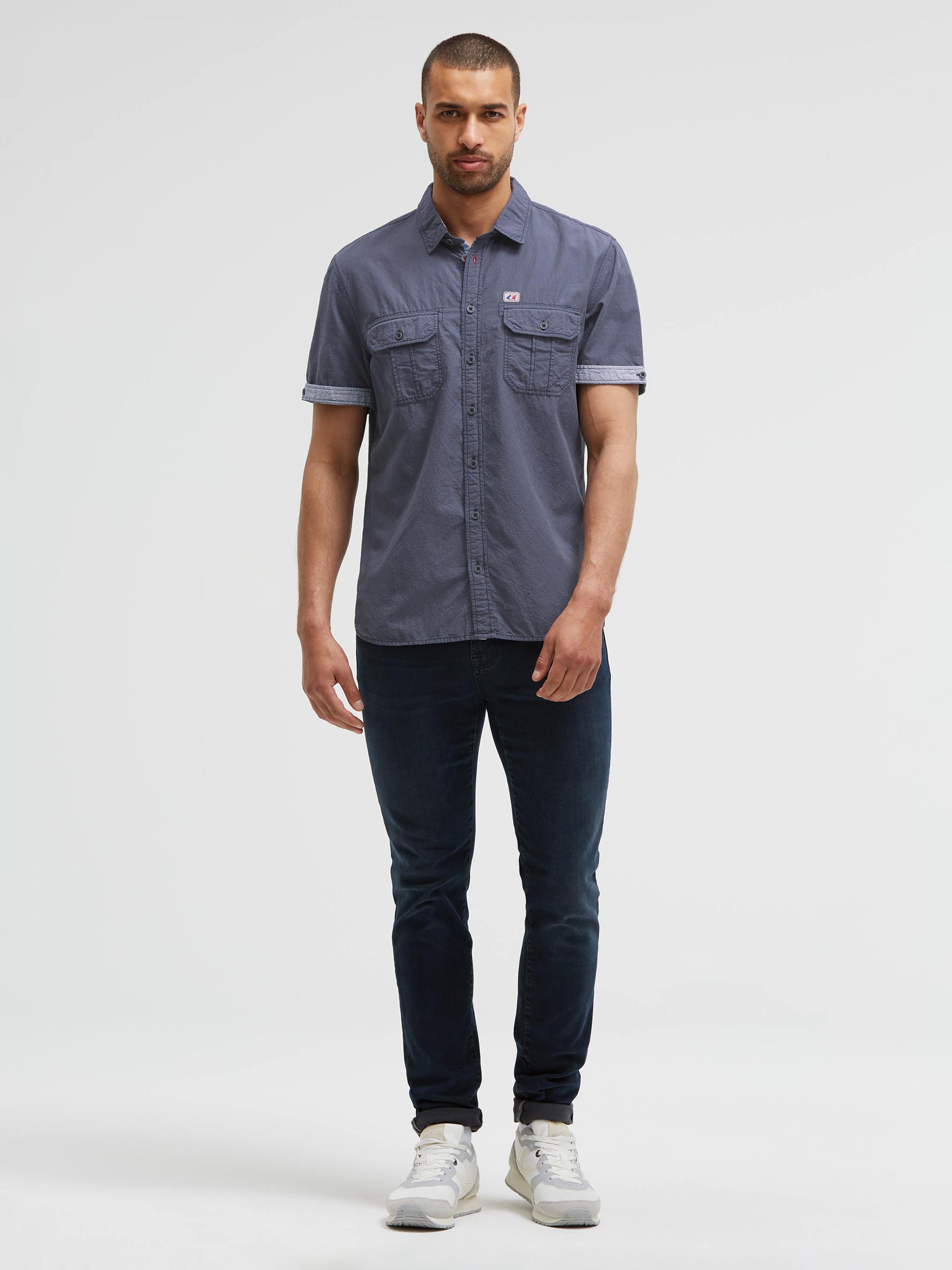 Fein gestreiftes Kurzarmhemd mit Klappentaschen blue navy - 4