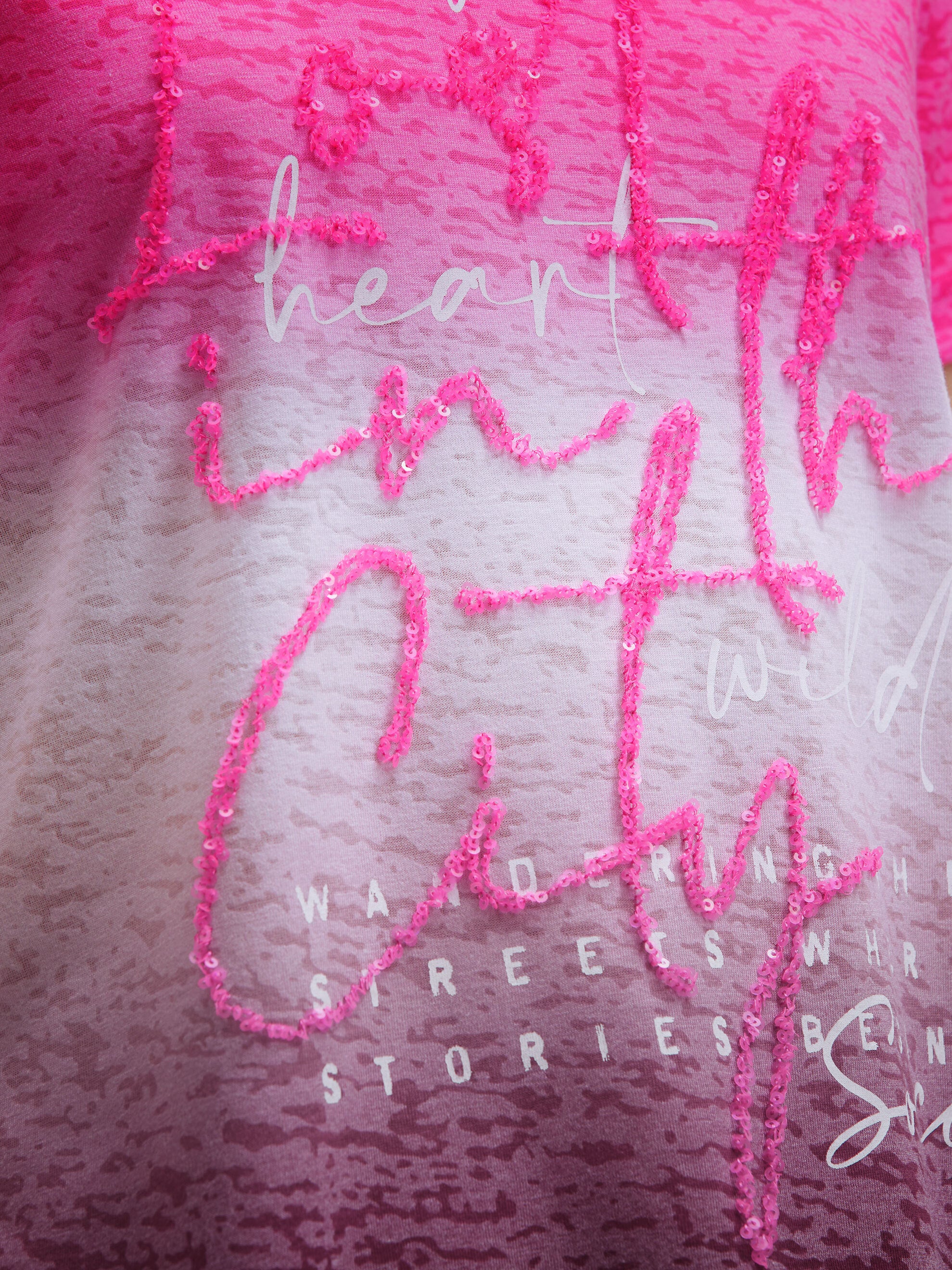 Ausbrenner-Shirt mit Farbverlauf und Pailletten-Wording rosy neon