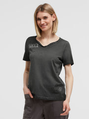 Koszulka typu henley w stylu „used” z nadrukami
