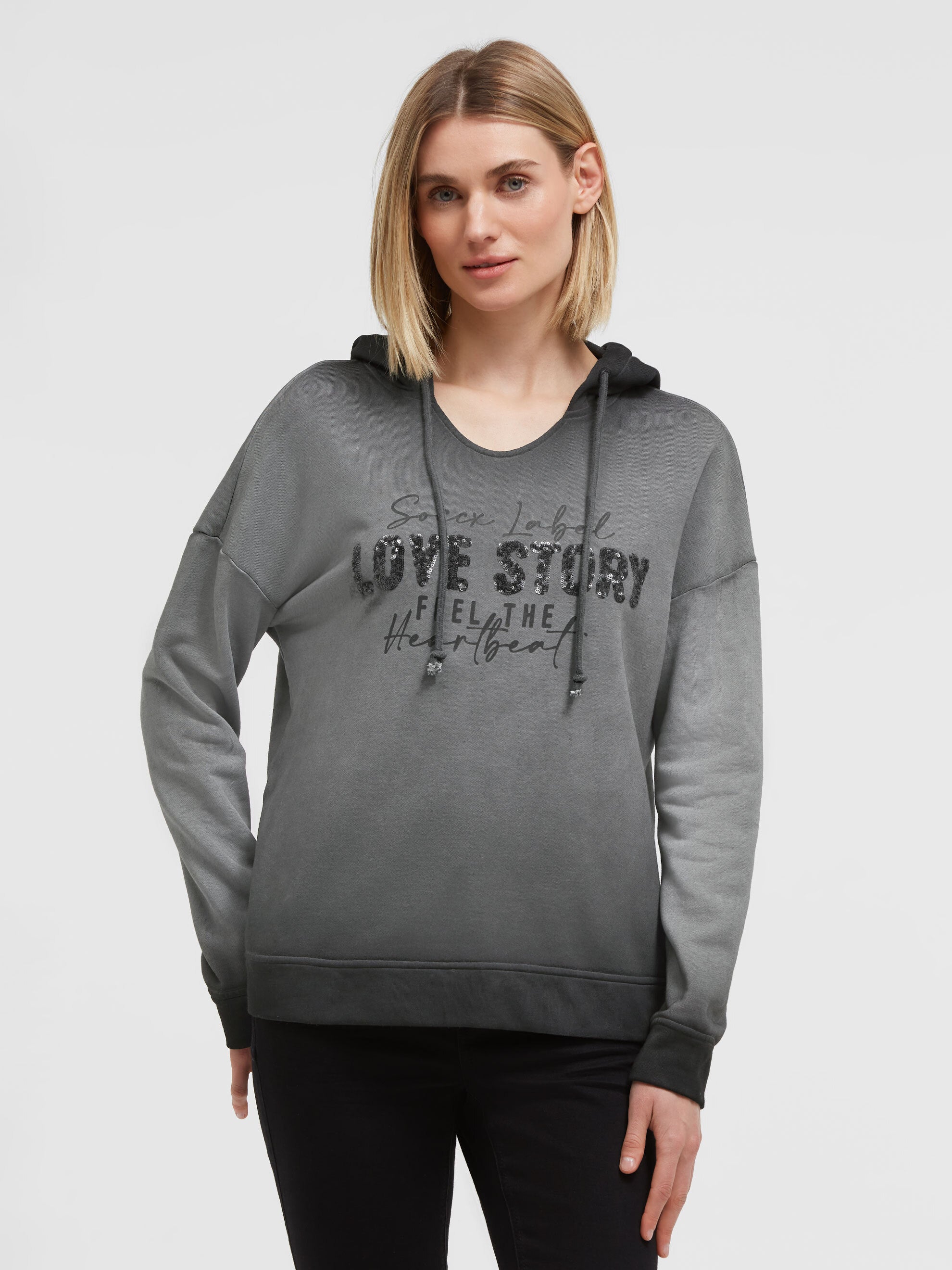 Bluza z kapturem barwiona olejowo z napisem z cekinów