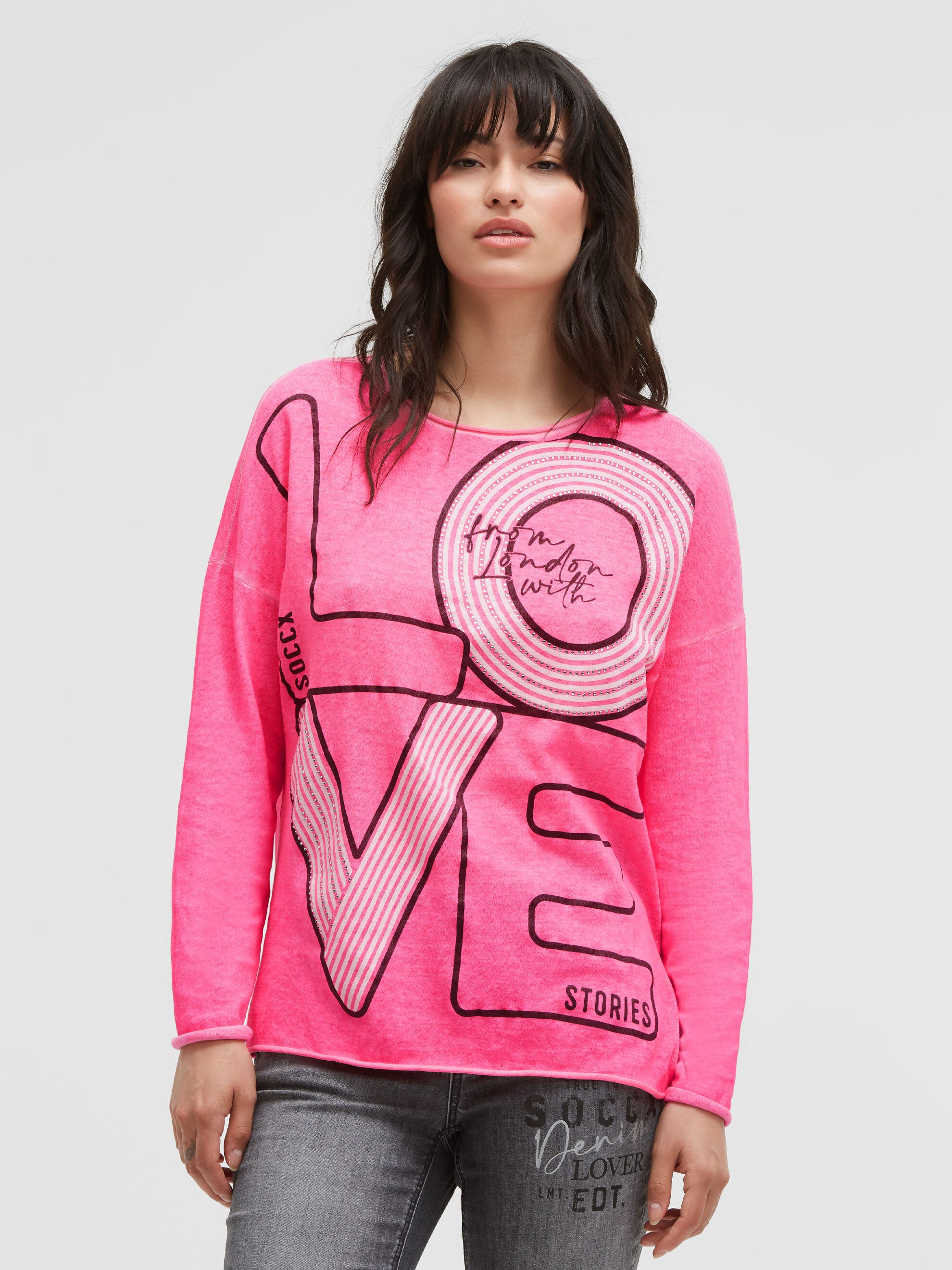 Sweter z cienkiej dzianiny z motywem „Love”
