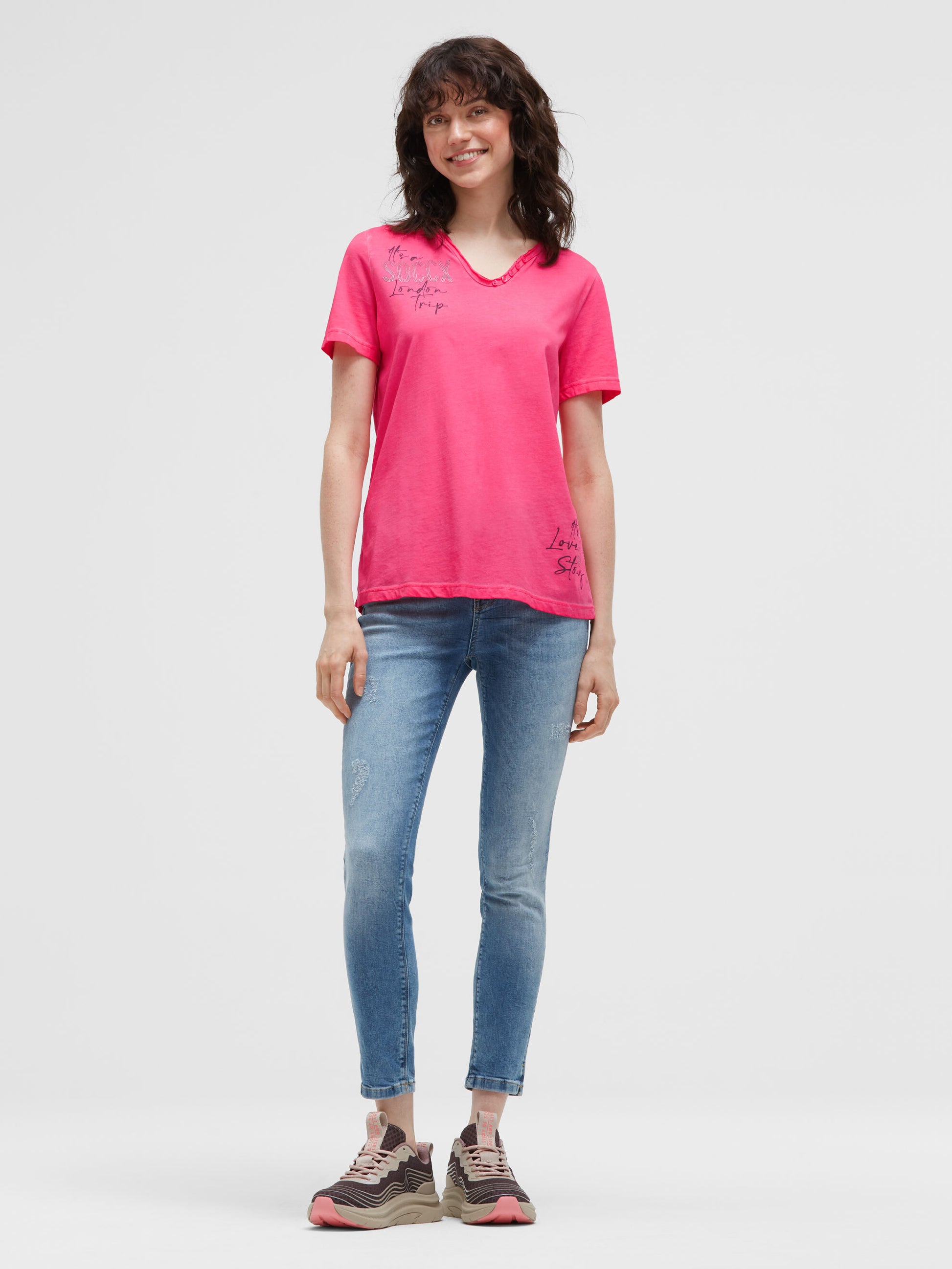 Koszulka typu henley w stylu „used” z nadrukami - 3