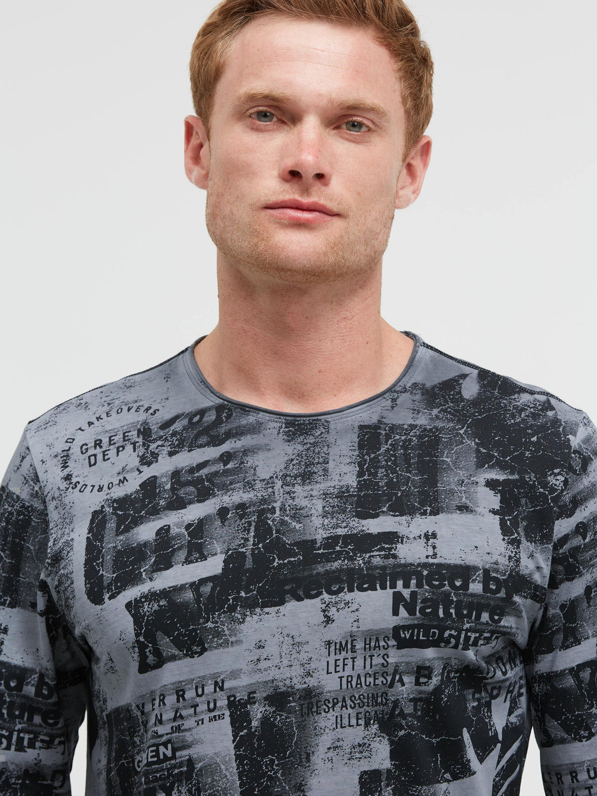 Longsleeve mit All Over Print in Used-Optik black rock - 4