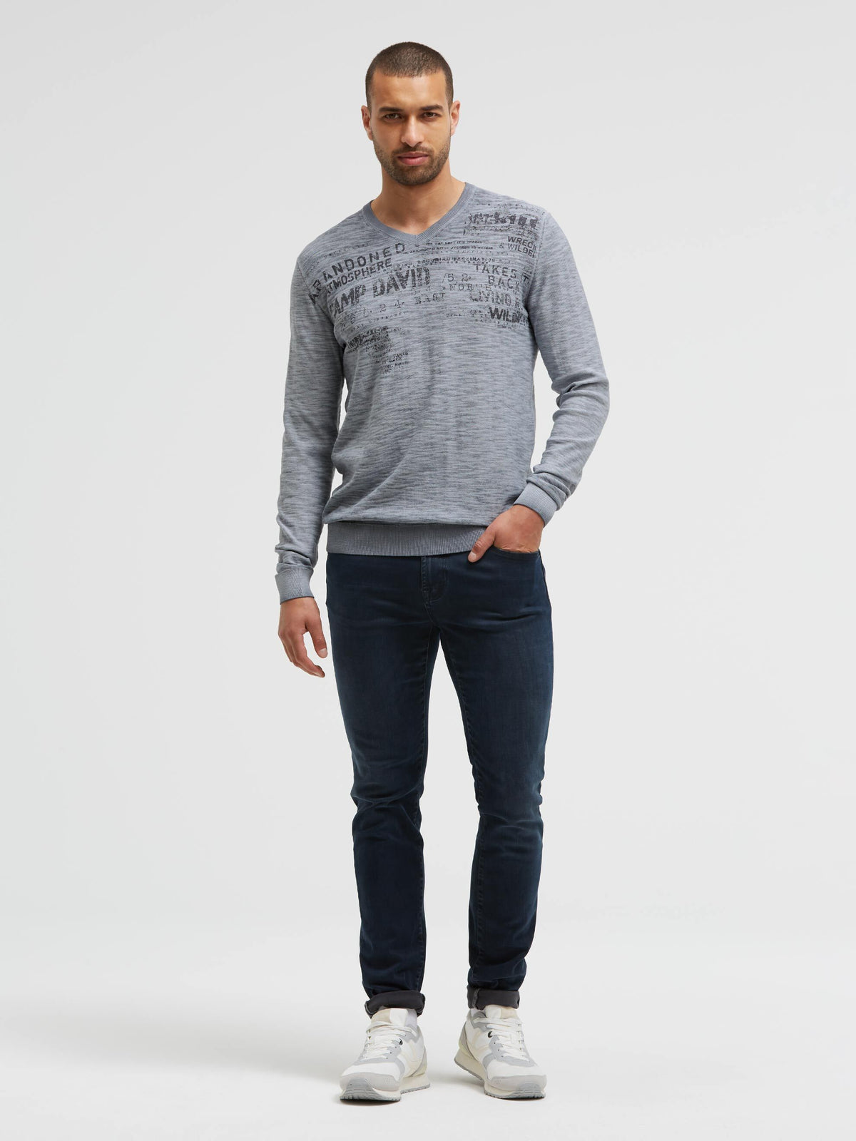 Pullover mit V-Neck und Waterbased Print blue concrete - 3