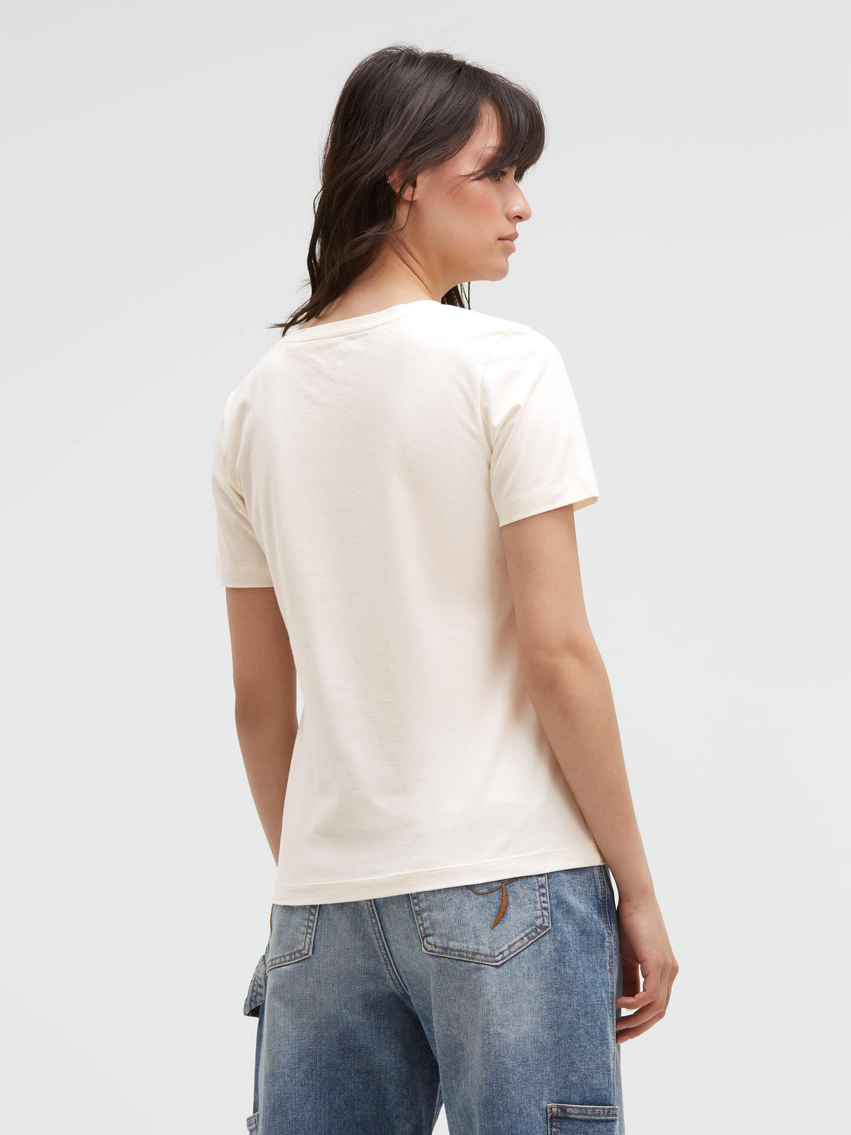 T-Shirt Rundhals mit Label Print shell sand
