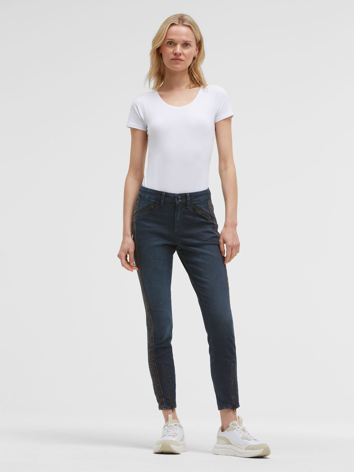 Dżinsy MI:RA o kroju slim fit