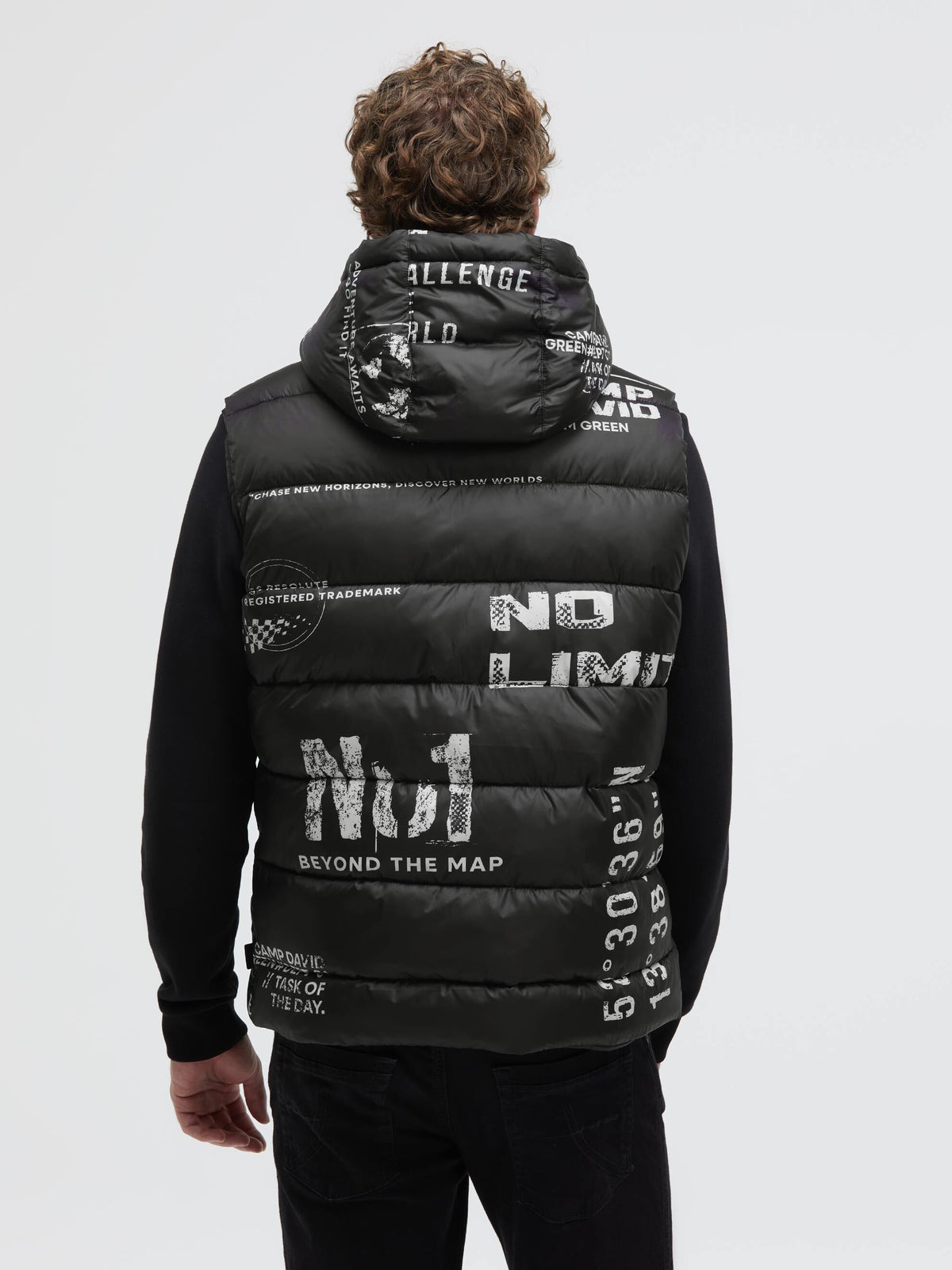 Steppweste mit Kapuze und All Over Print black - 5