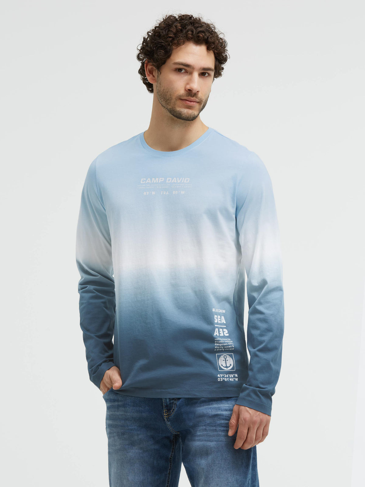 Longsleeve Dip Dye mit Label Prints light blue