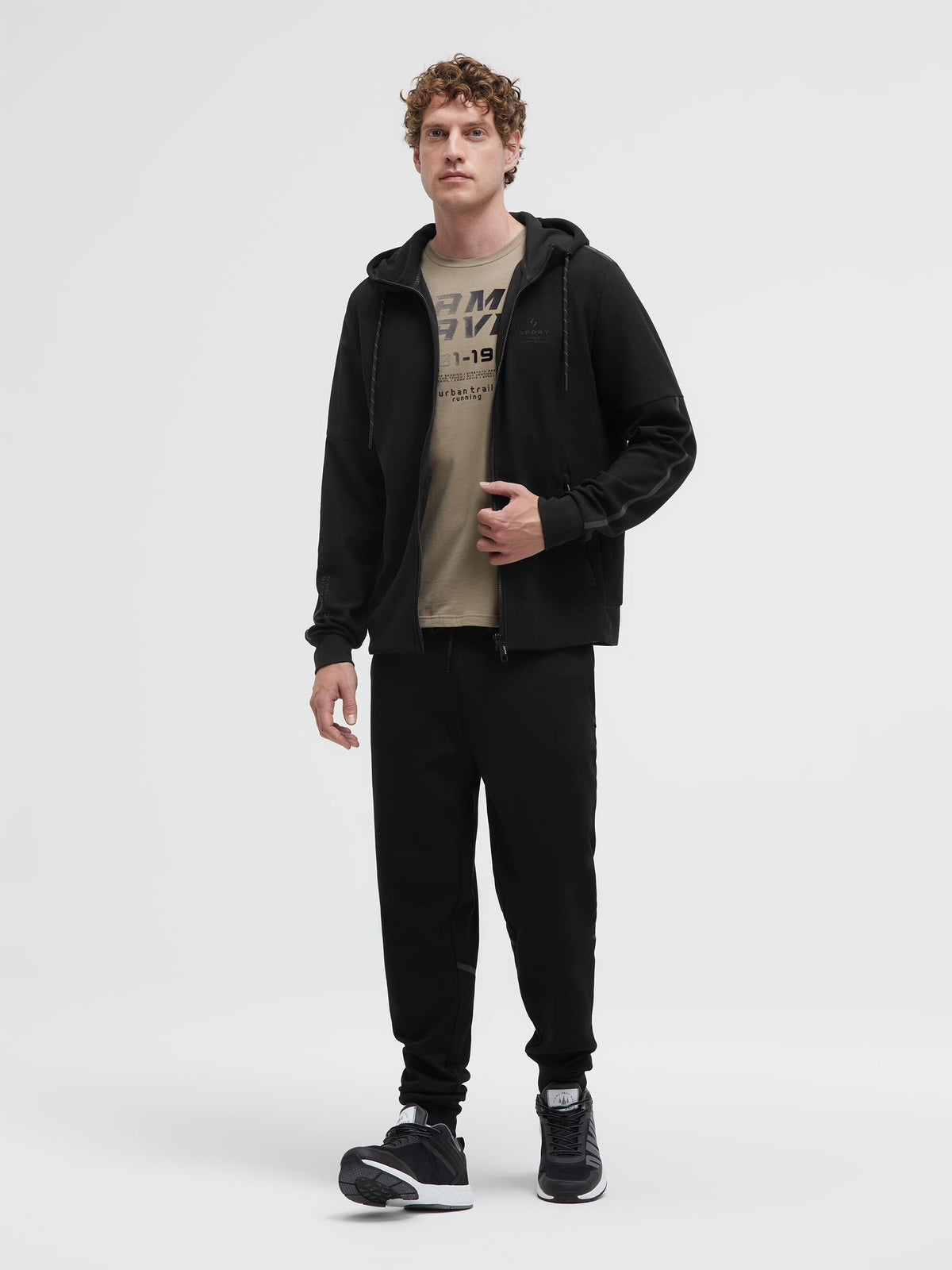 Kapuzensweatjacke aus Interlock-Pikee mit Backprint black - 4