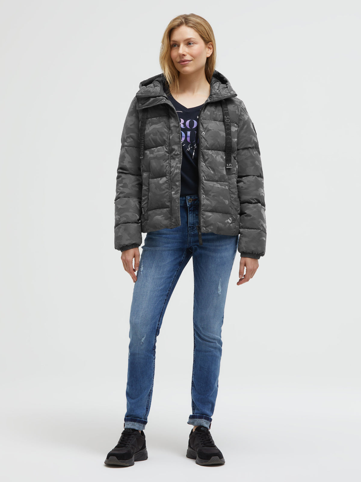 Kurze Steppjacke im Camouflage-Design grey