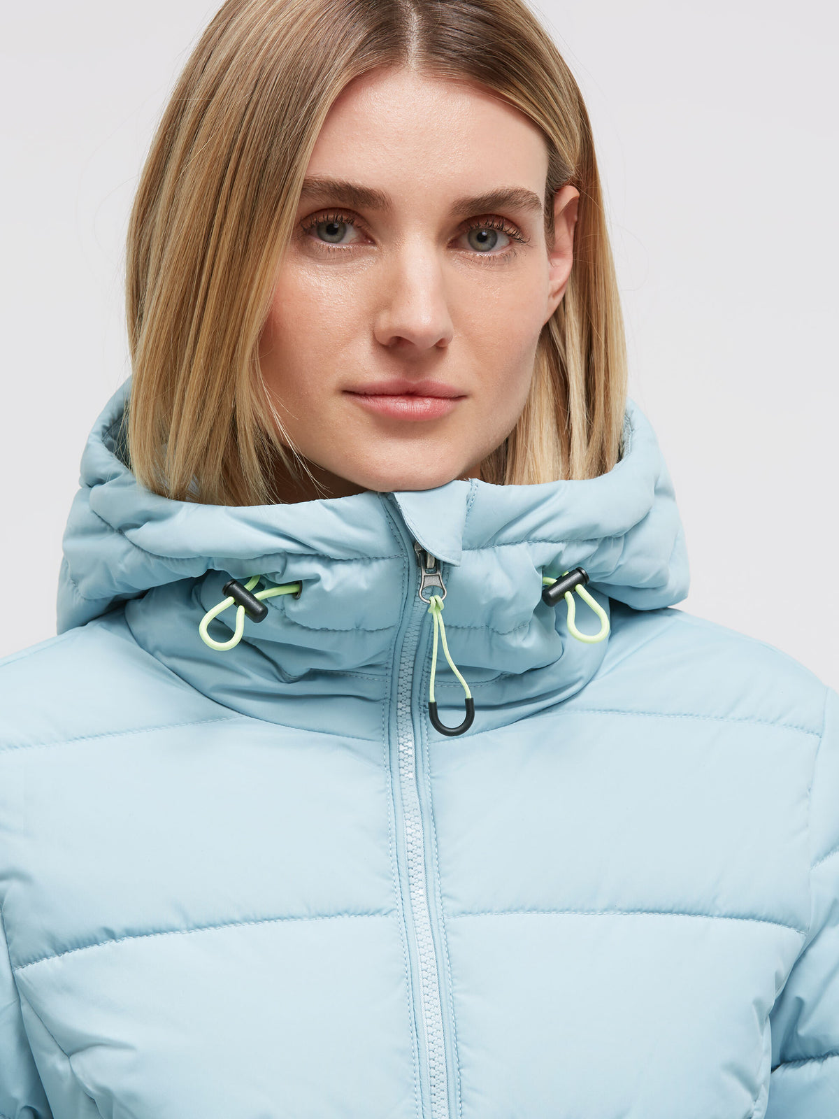 Sportliche Winterjacke mit Kapuze und Tapes cool sky - 4
