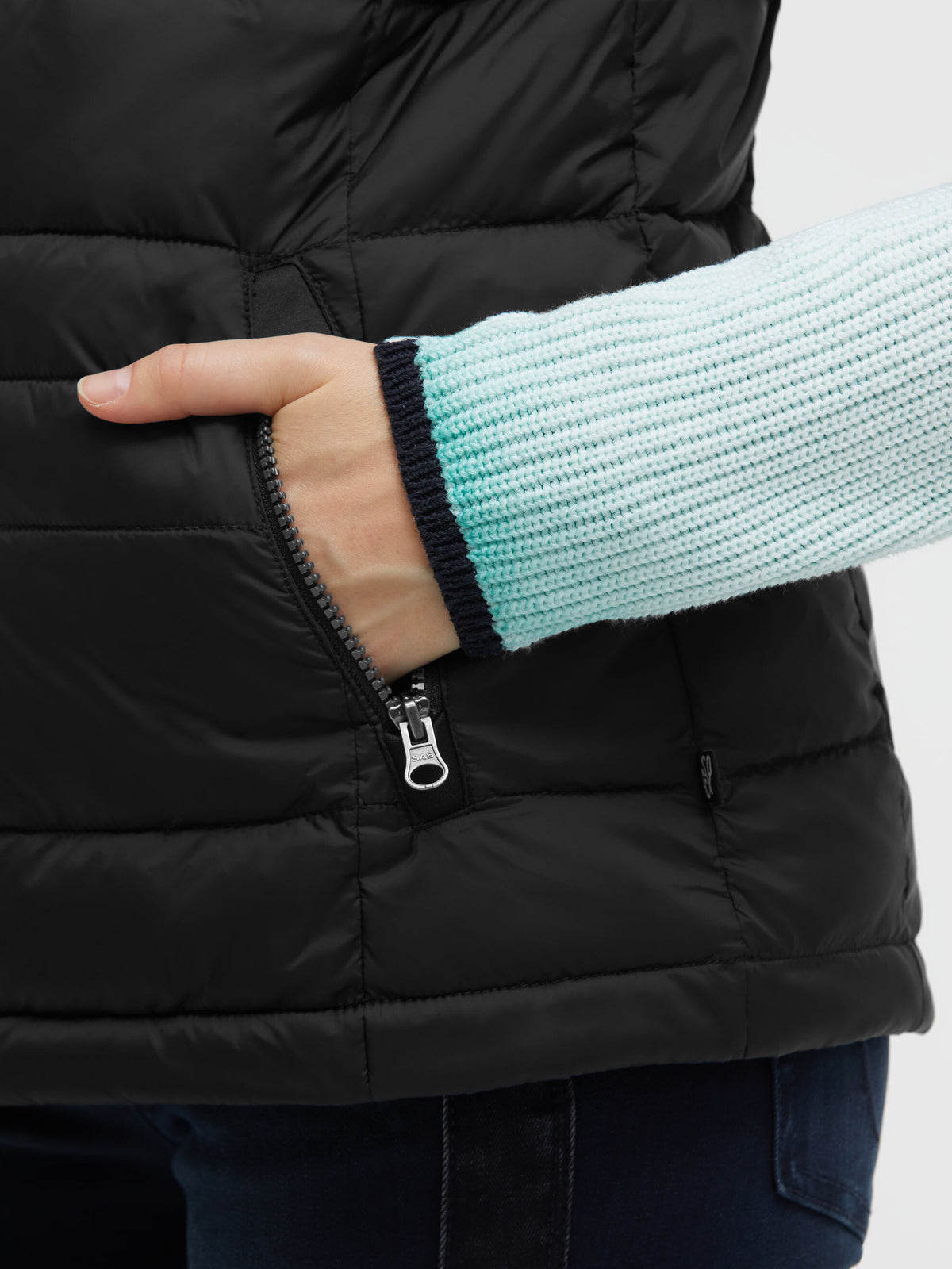 Kurze Steppweste mit Powerstretch-Details black - 7
