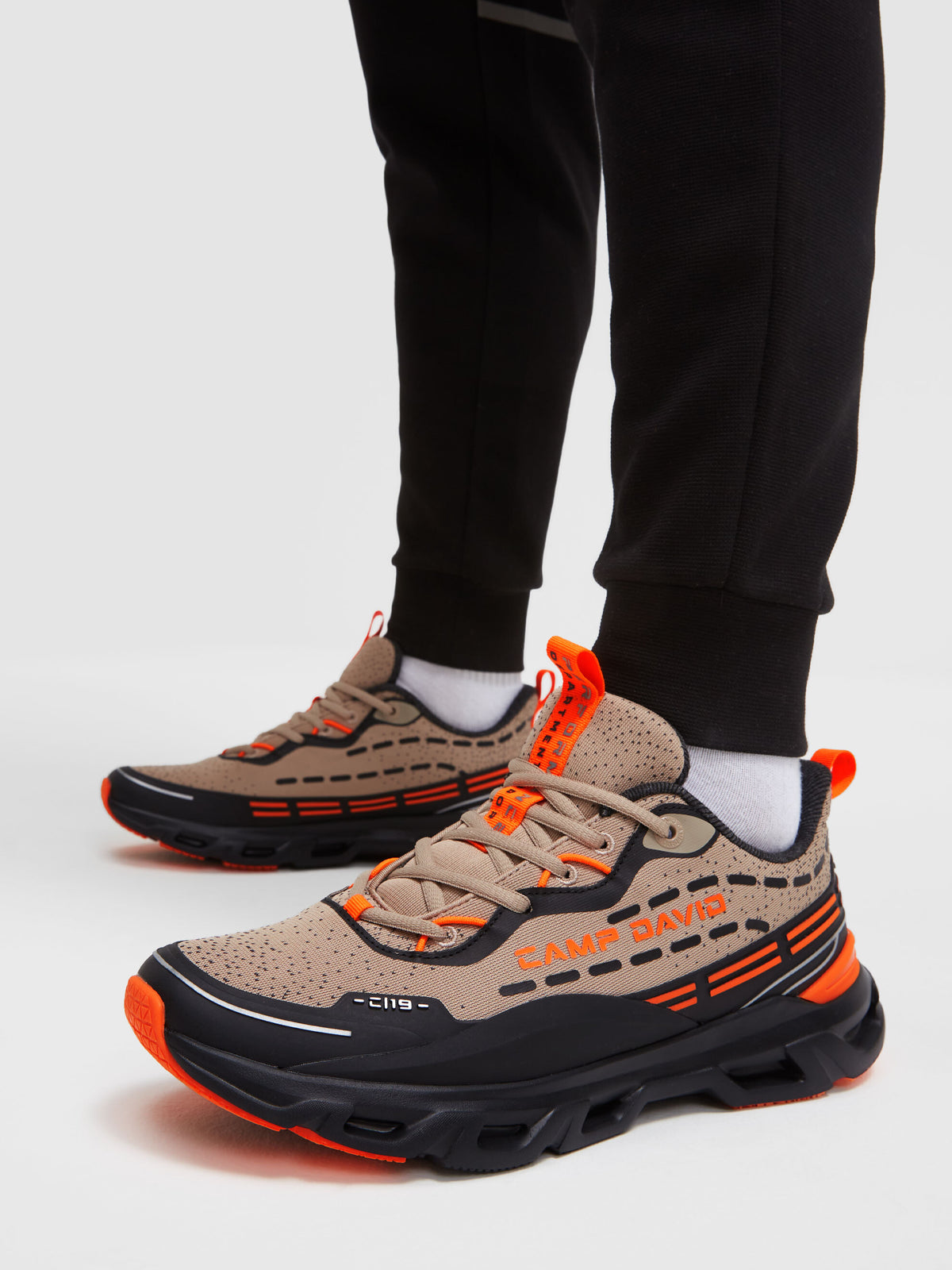 Premium Sneaker im Jacquard-Design sand