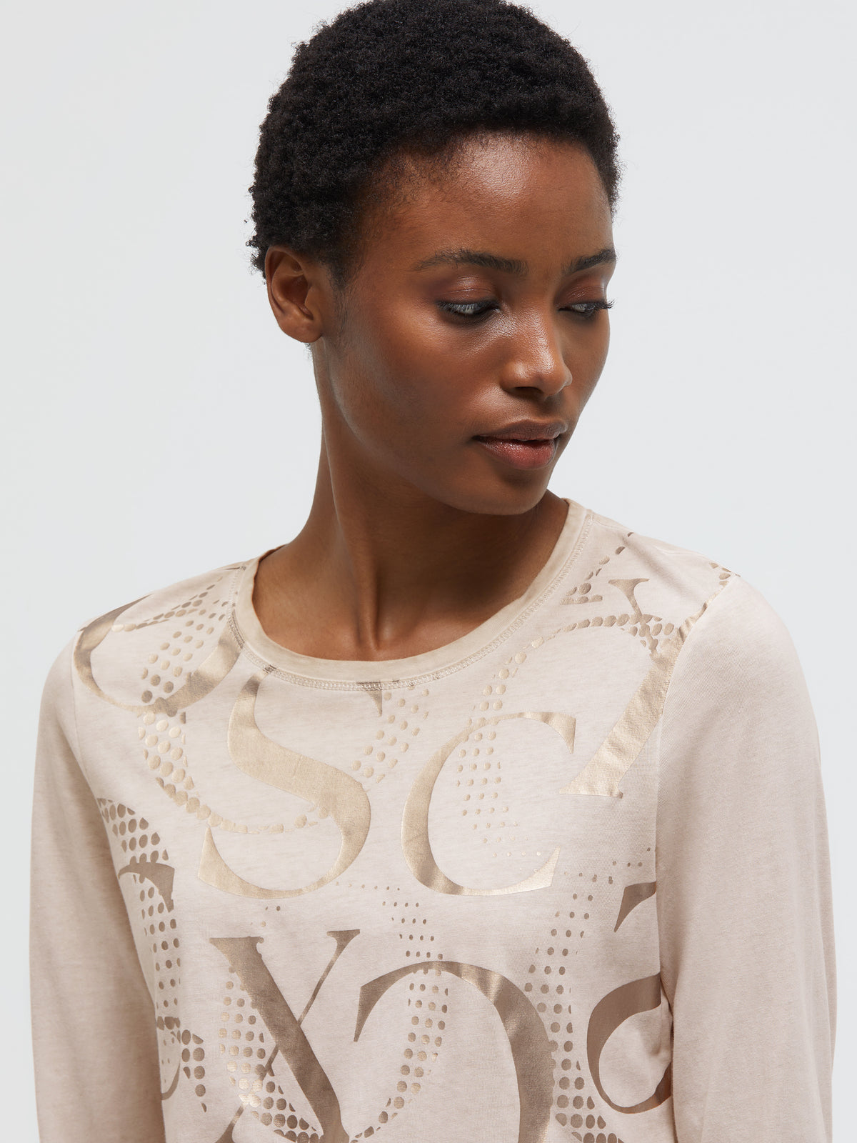 Langarmshirt mit Folienprint almond cream - 4