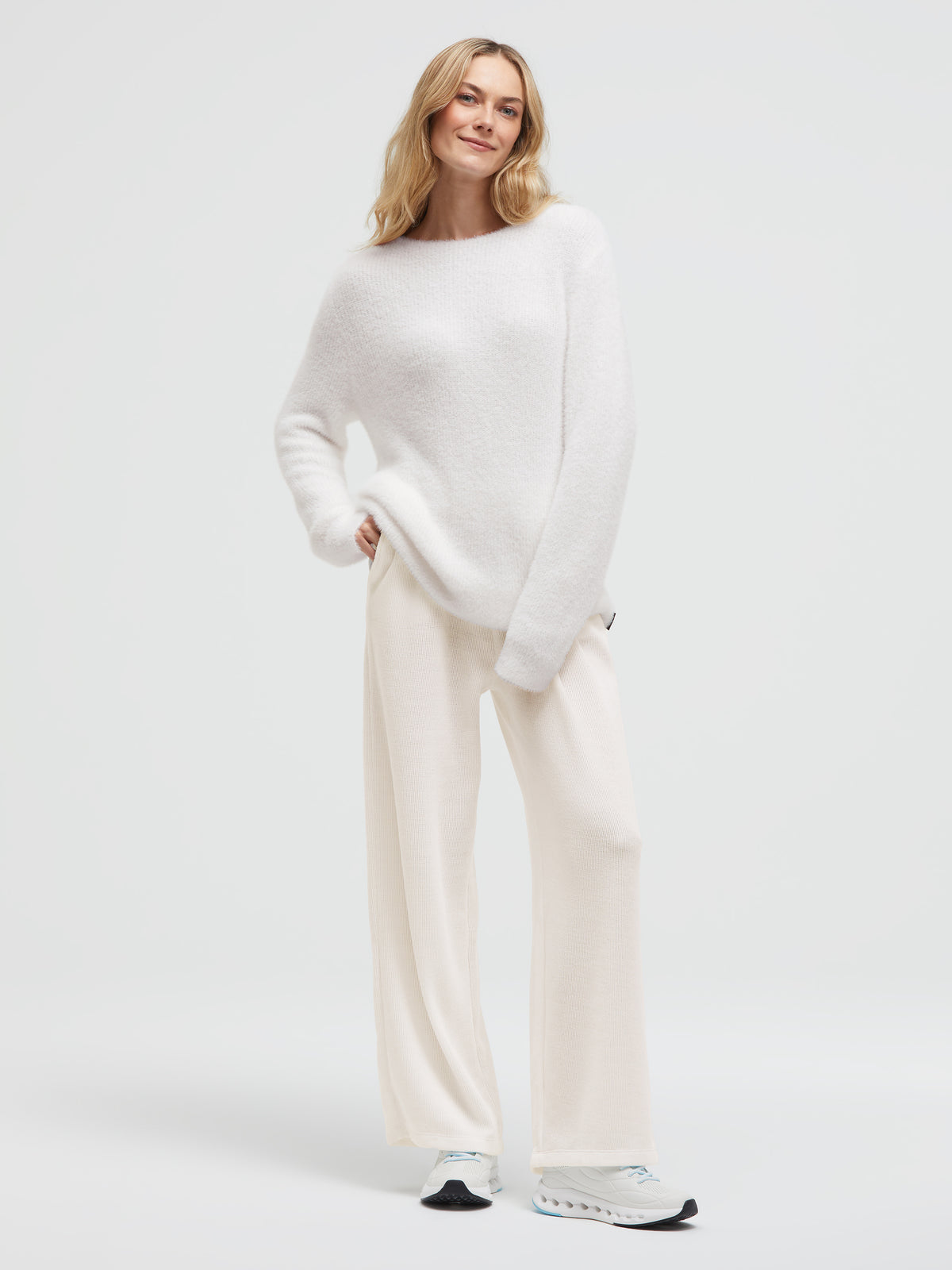 Pullover aus Federgarn mit U-Boot-Ausschnitt cotton white