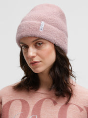 Beanie aus Federgarn delicate rose