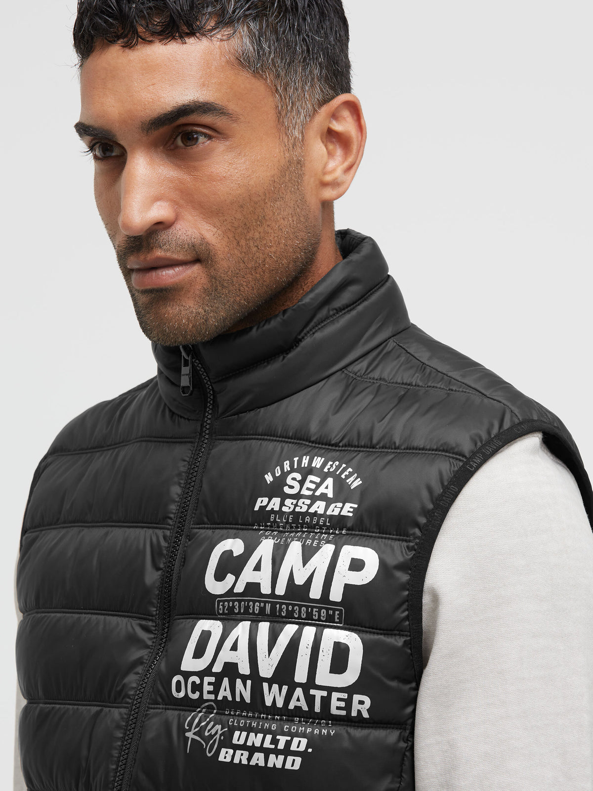Leichte Steppweste mit Logo Print black - 4