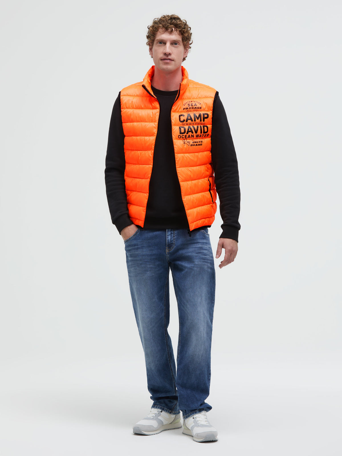 Leichte Steppweste mit Logo Print neon fire