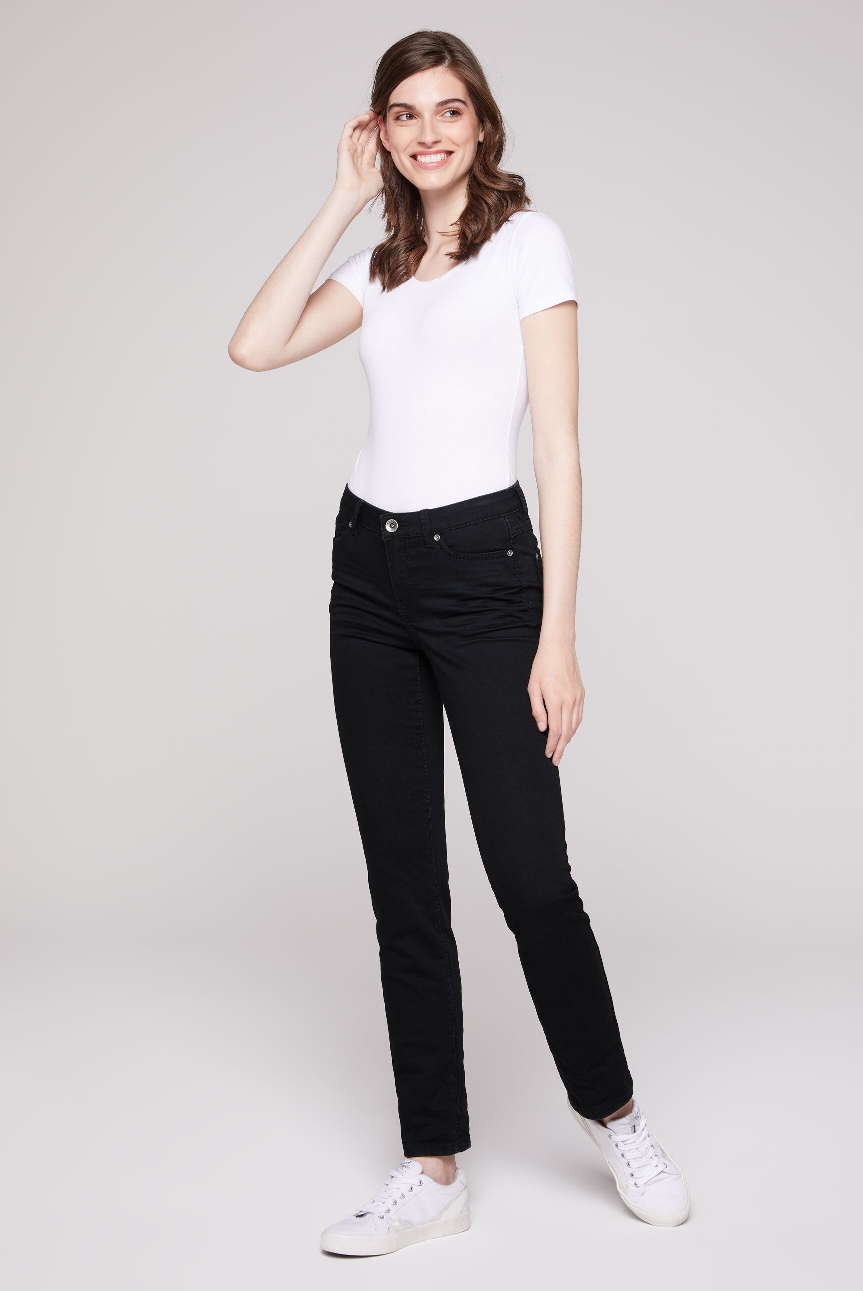 Jeansy RO:MY Regular Fit