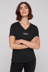 Podstawowa koszulka z dekoltem w serek i logo