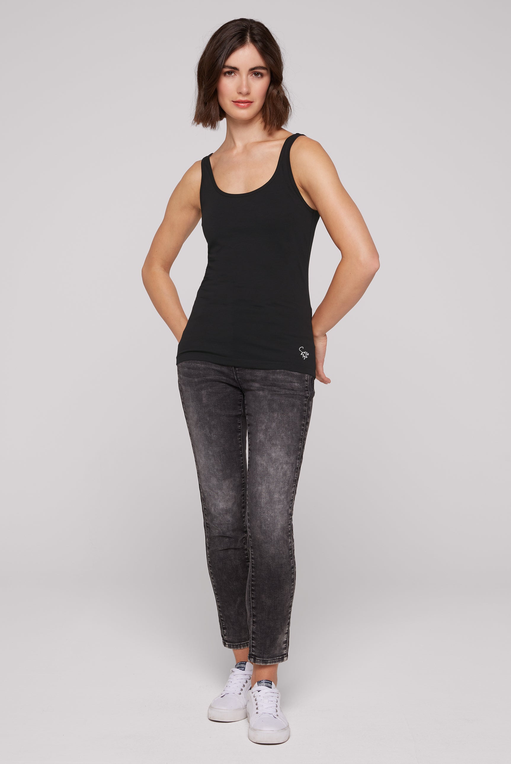 Top z kolekcji podstawowej z mini nadrukiem logo - 3