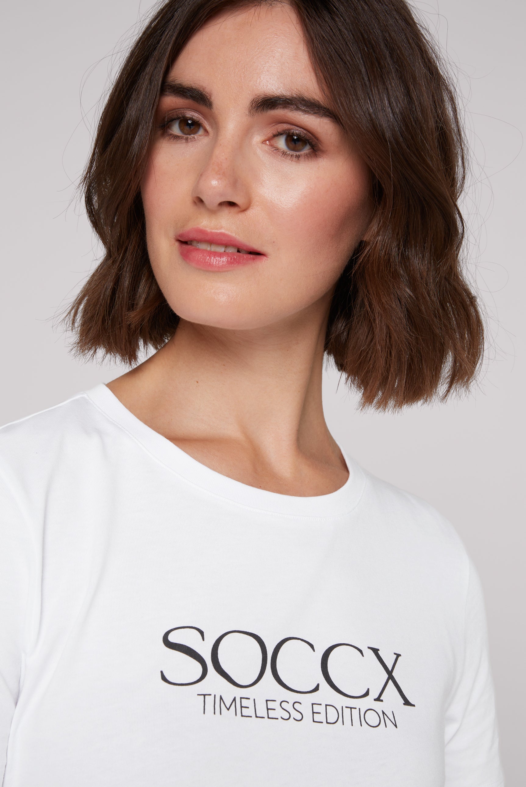 T-Shirt z podstawowej kolekcji z nadrukiem logo