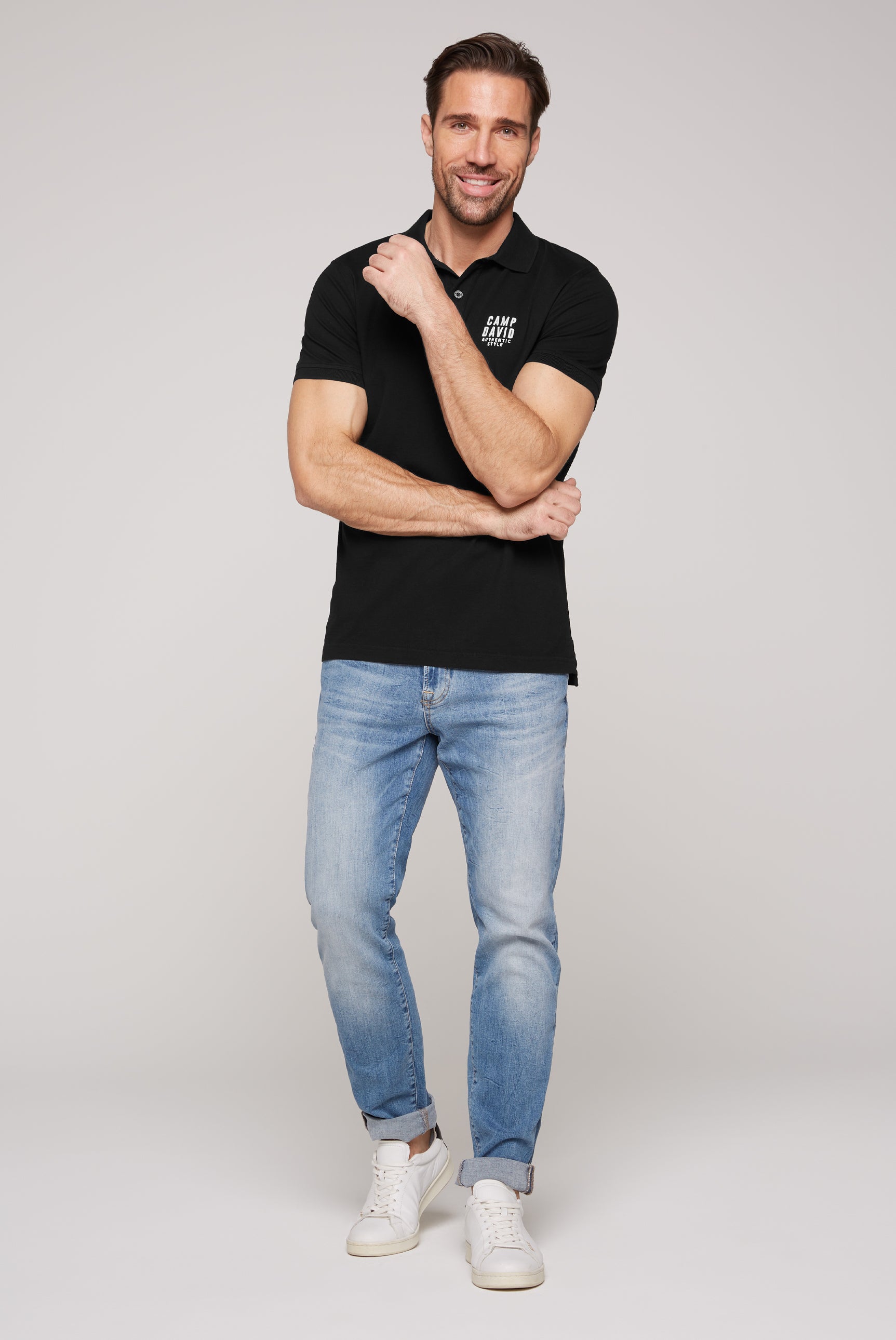 Pikee-Polo z kolekcji podstawowej z haftem logo - 3